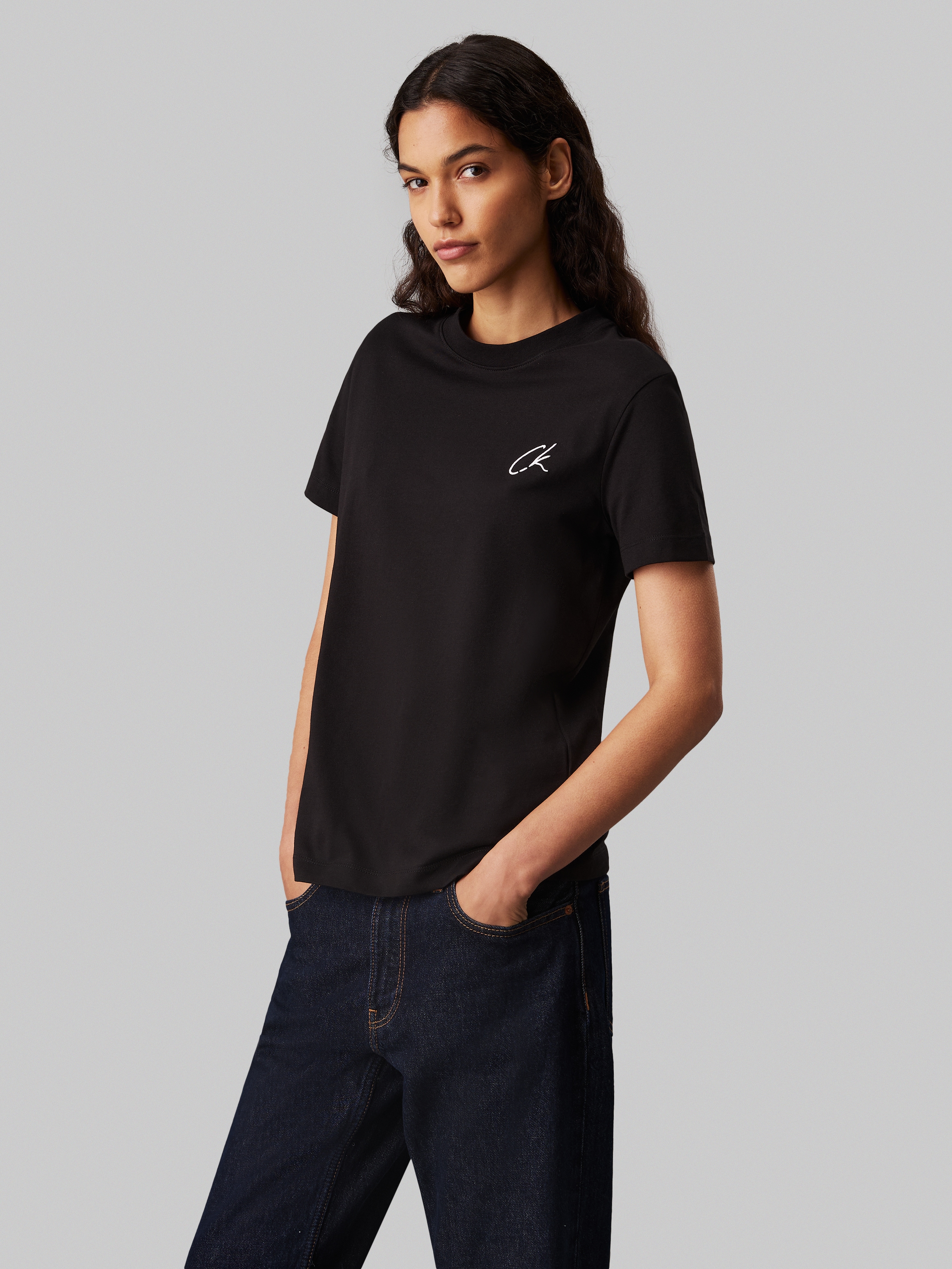 T-Shirt »EMBROIDERED CK REGULAR TEE«, mit Logostickerei