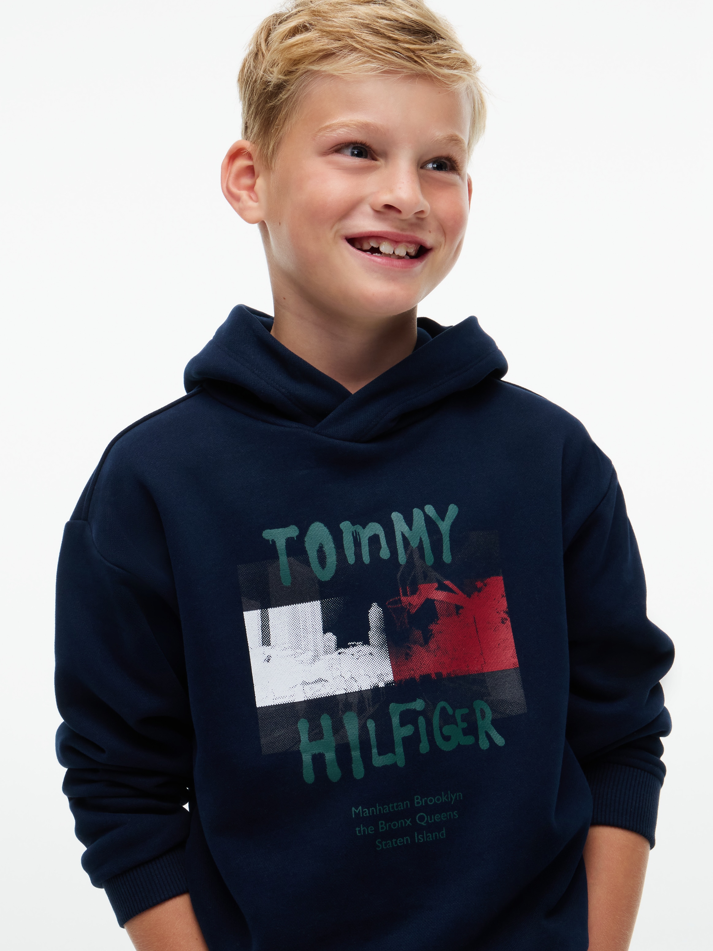 Tommy Hilfiger Sweat à capuche »FLAG GRAFITTI«, coupe régulière, pour enfants jusqu'à 16 ans
