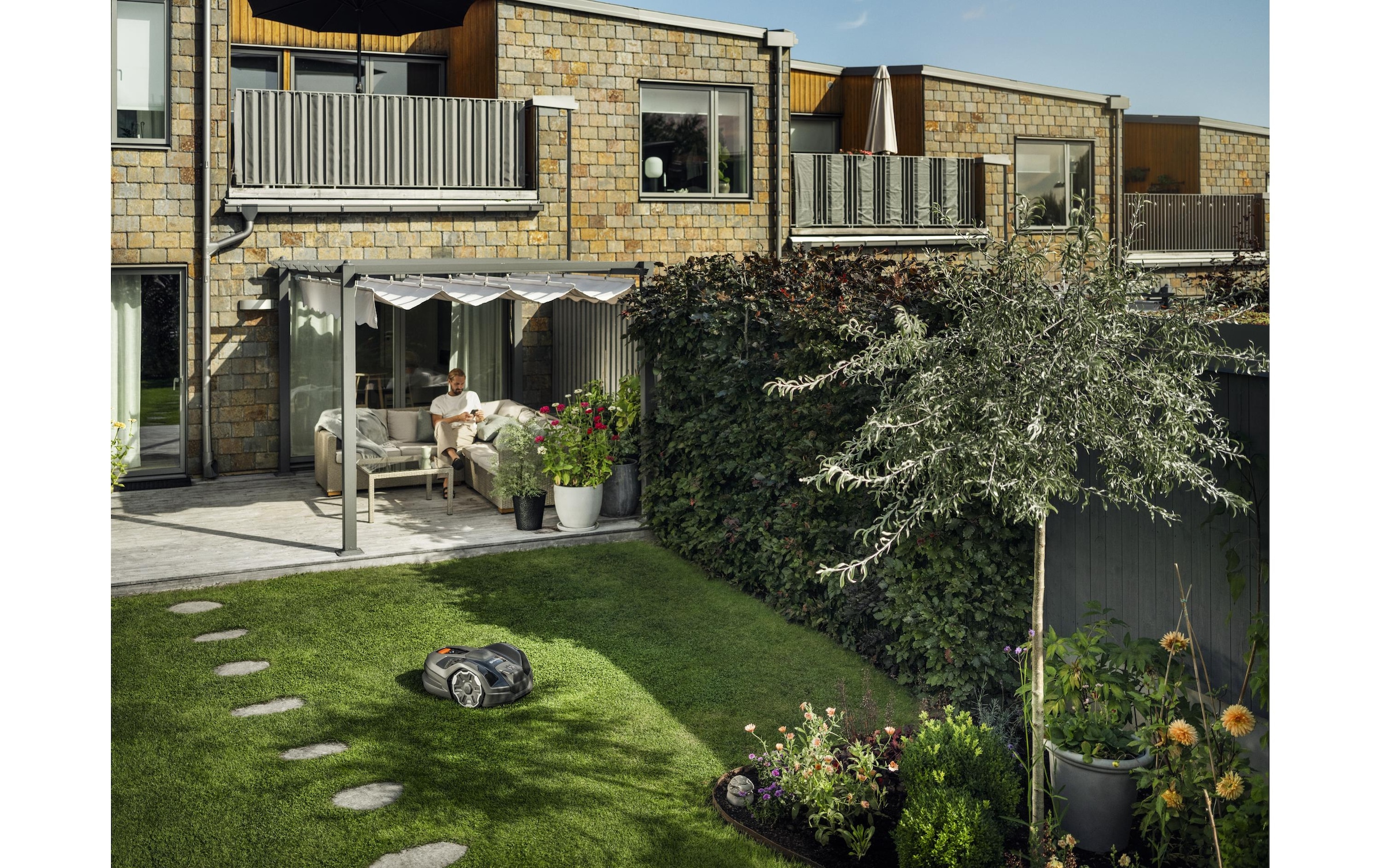 Husqvarna Rasenmähroboter »305E NERA ohne Referenzstation 900 m²«  mit PIN-Code