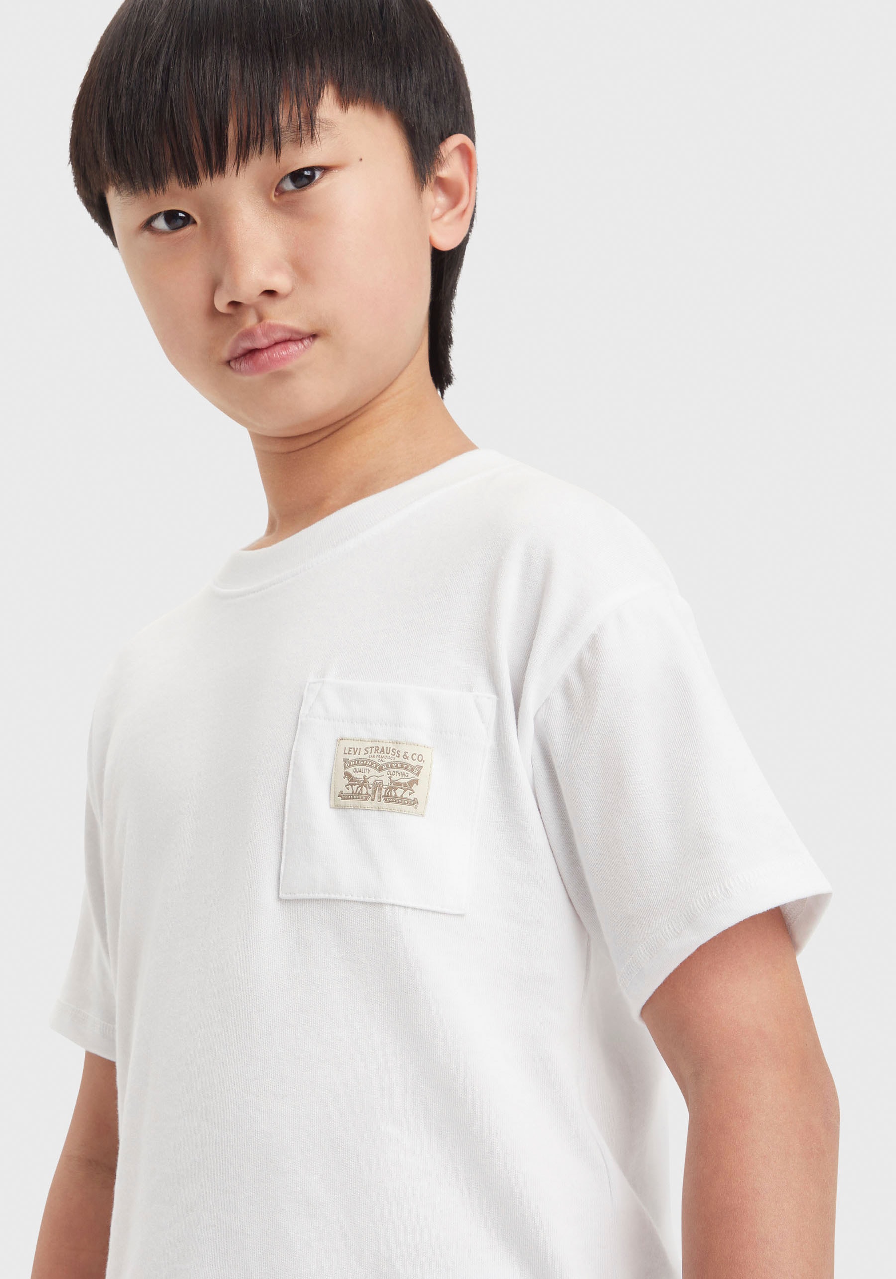 Levi's® Kids T-Shirt »LVB CURVED HEM POCKET TEE«, for BOYS