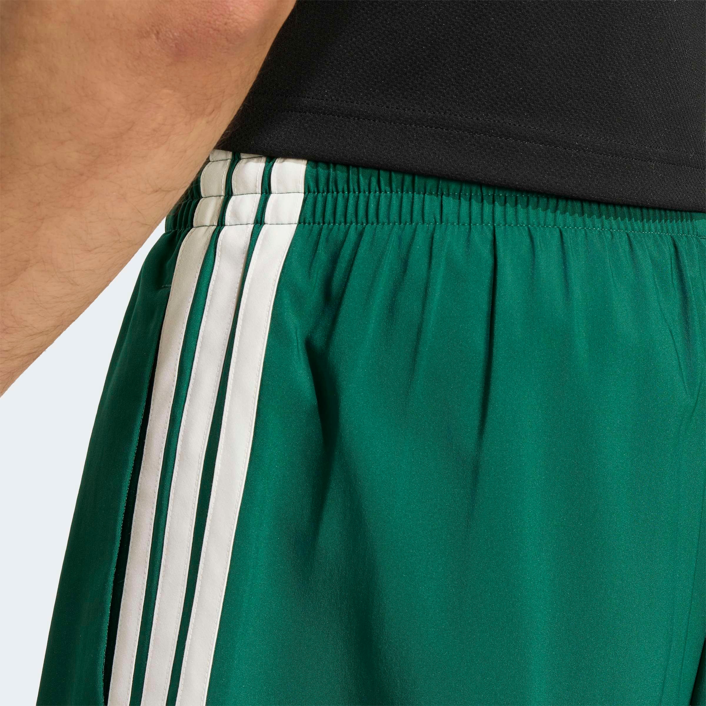 adidas Sportswear Short »ESSENTIALS 3-STREIFEN CHELSEA LITE, GEWEBT«