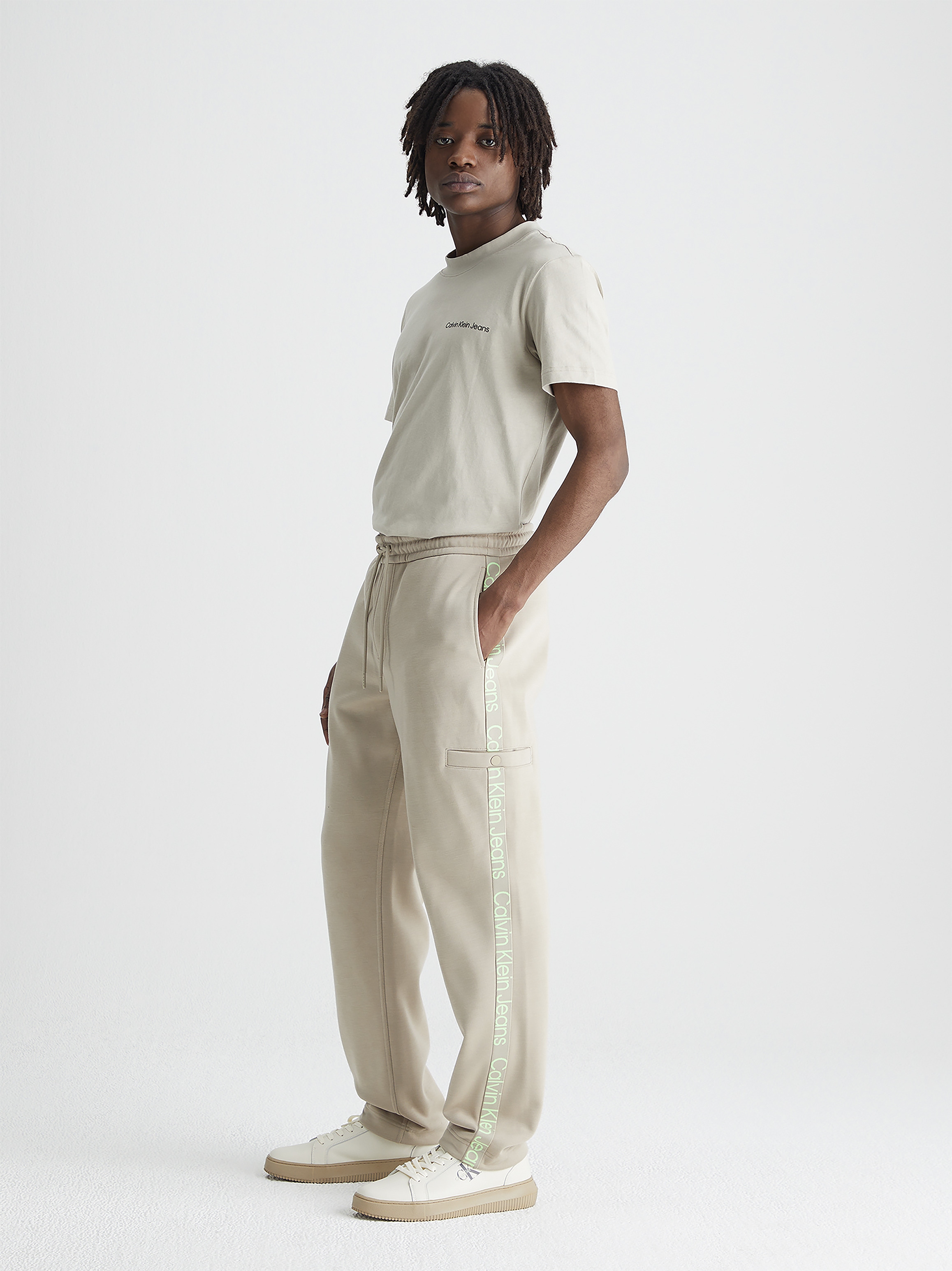 Calvin Klein Jeans Sweatpants »CUT OFF LOGO TAPE HWK PANT«