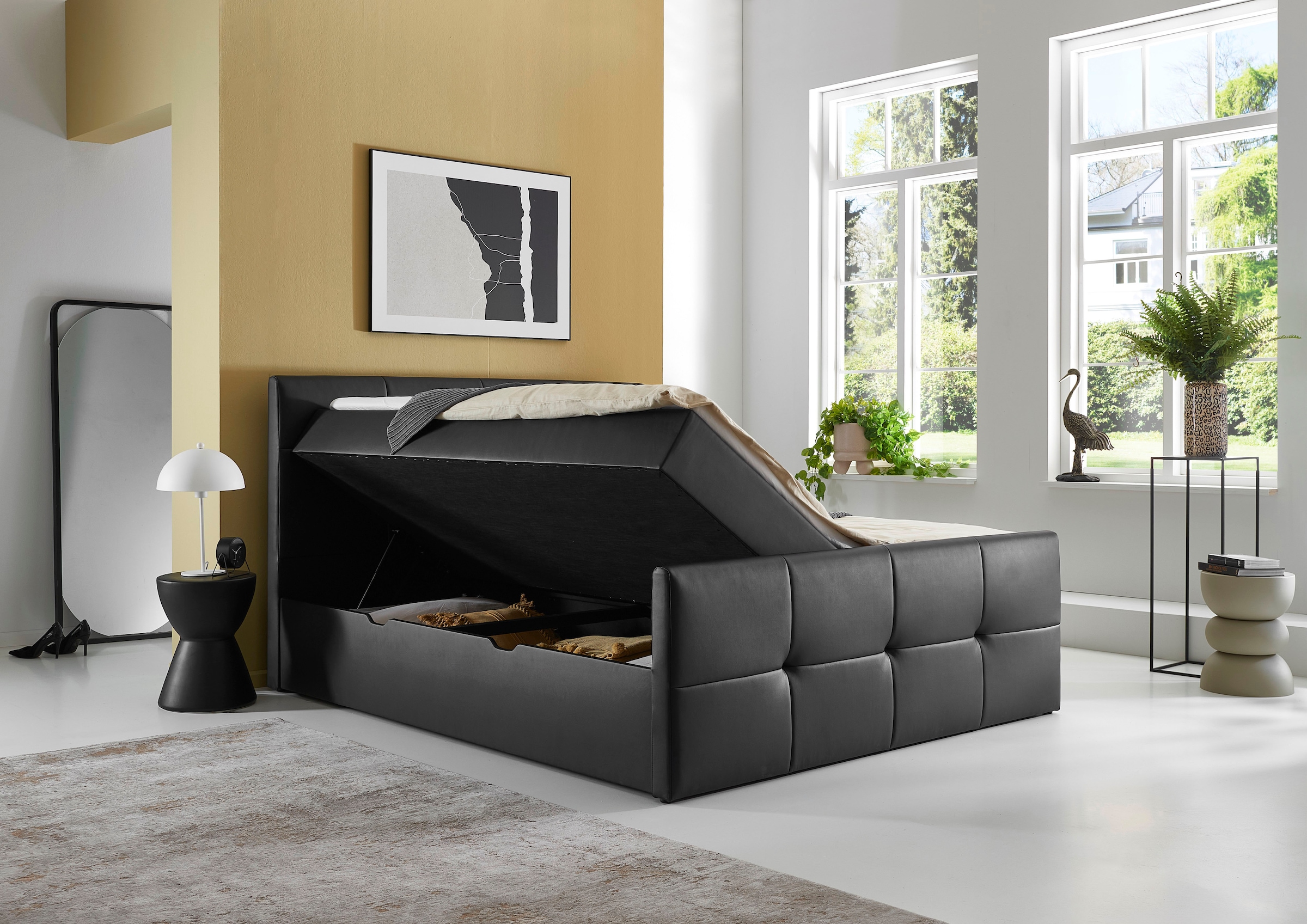 PLACES OF STYLE Lit de boxe »Mizzana inkl. Bettkasten, erhältlich in der Grösse 180x200cm, H3« Bezug aus Kunstleder, inkl. PU-Schaumtopper