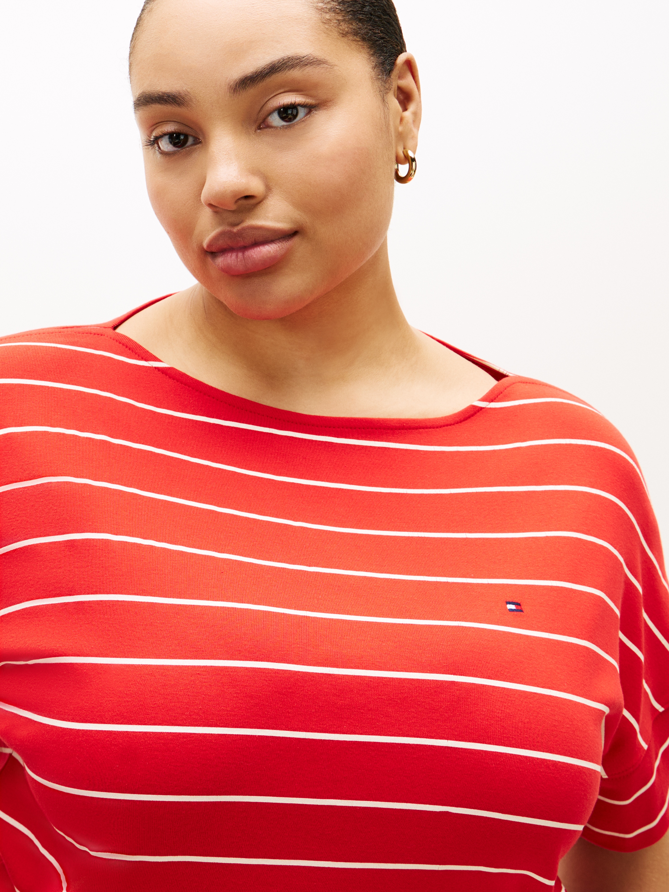 Tommy Hilfiger Curve T-shirt à manches courtes »CRV MDRN CODY CAP SLV C-NK TEE« in grossen Grössen