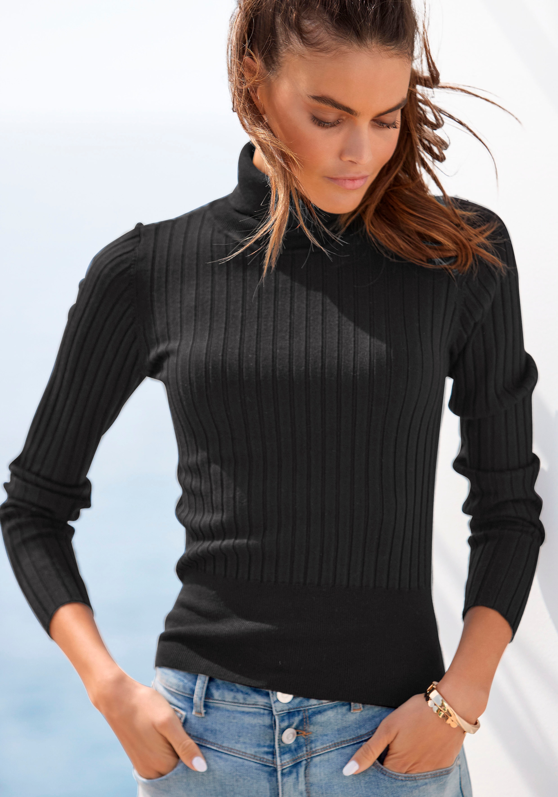 LASCANA Rollkragenpullover, aus weichem Rippstrick, figurbetonter Strickpullover