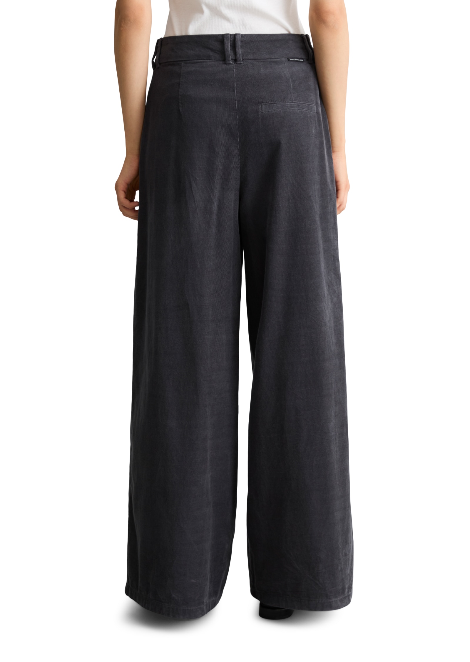 Image of Marc OPolo DENIM Cordhose Bundfalten, wide aus Organic Cotton