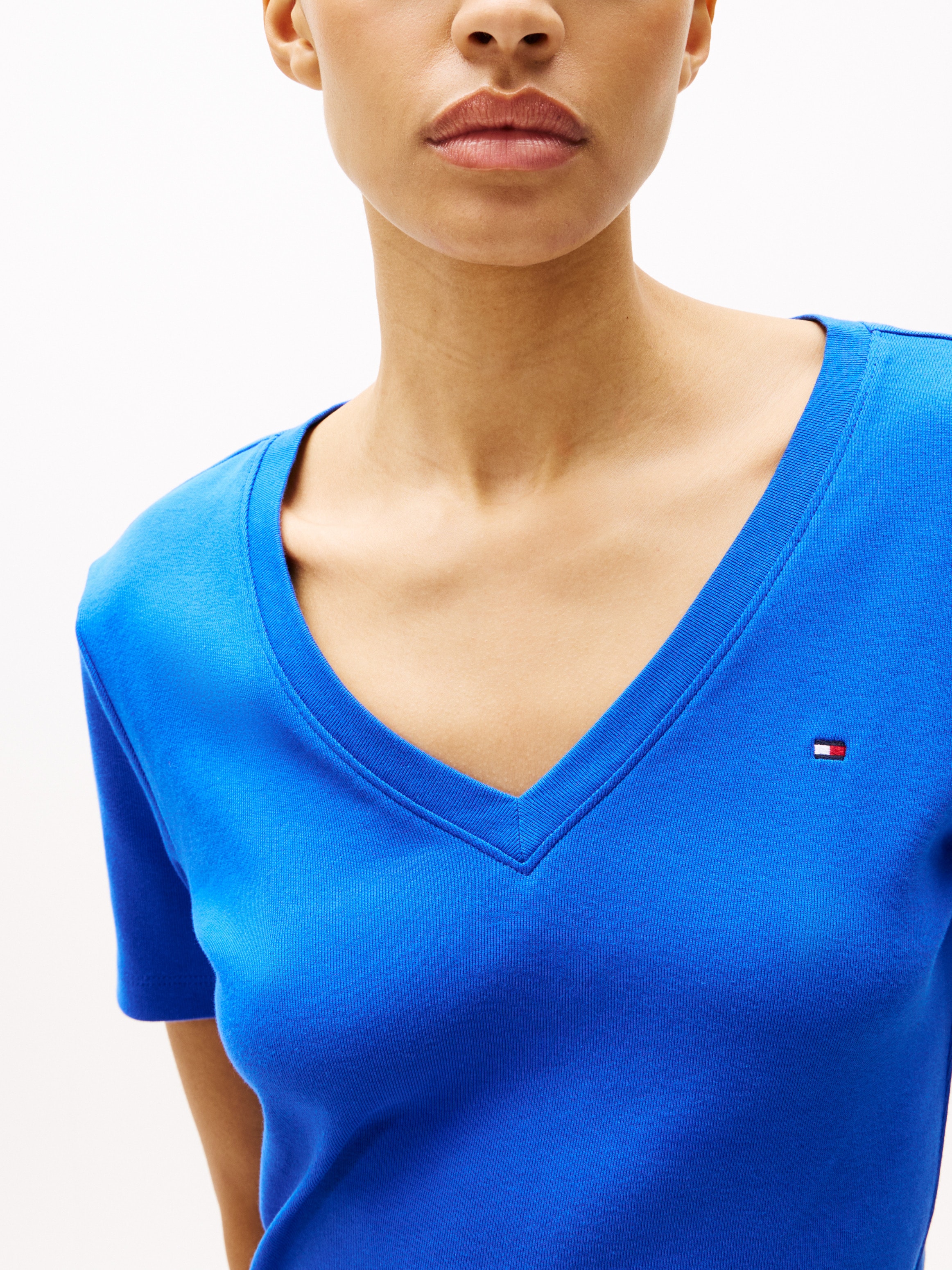 Tommy Hilfiger T-Shirt »CODY, Slim Fit«, mit V-Ausschnitt