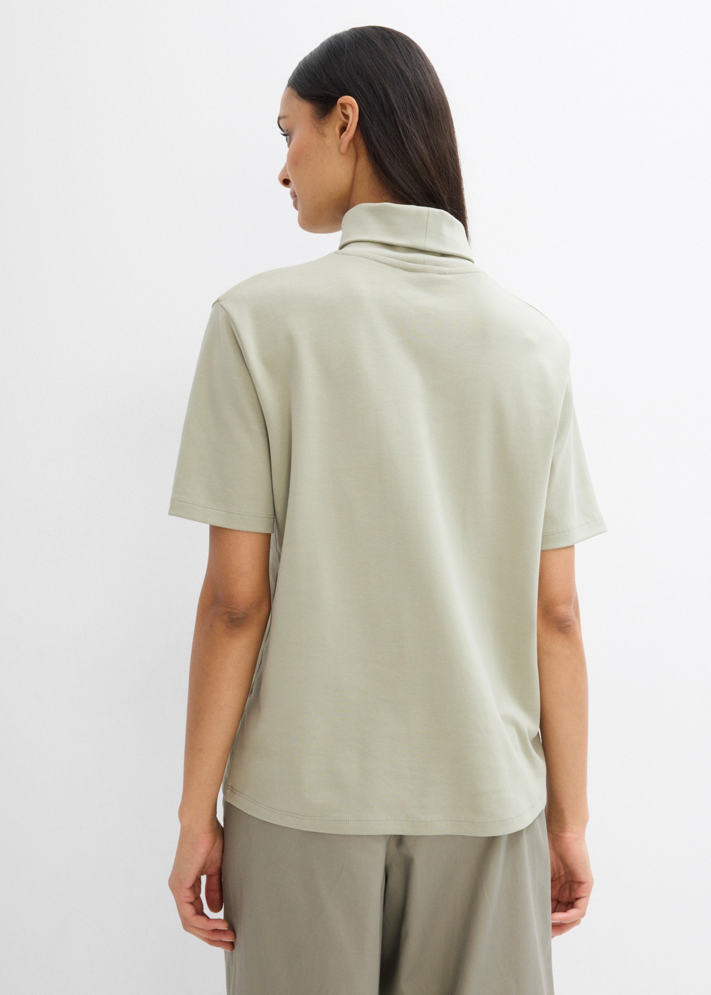bonprix T-shirt à col roulé silhouette carrée, col montant, coupe oversize