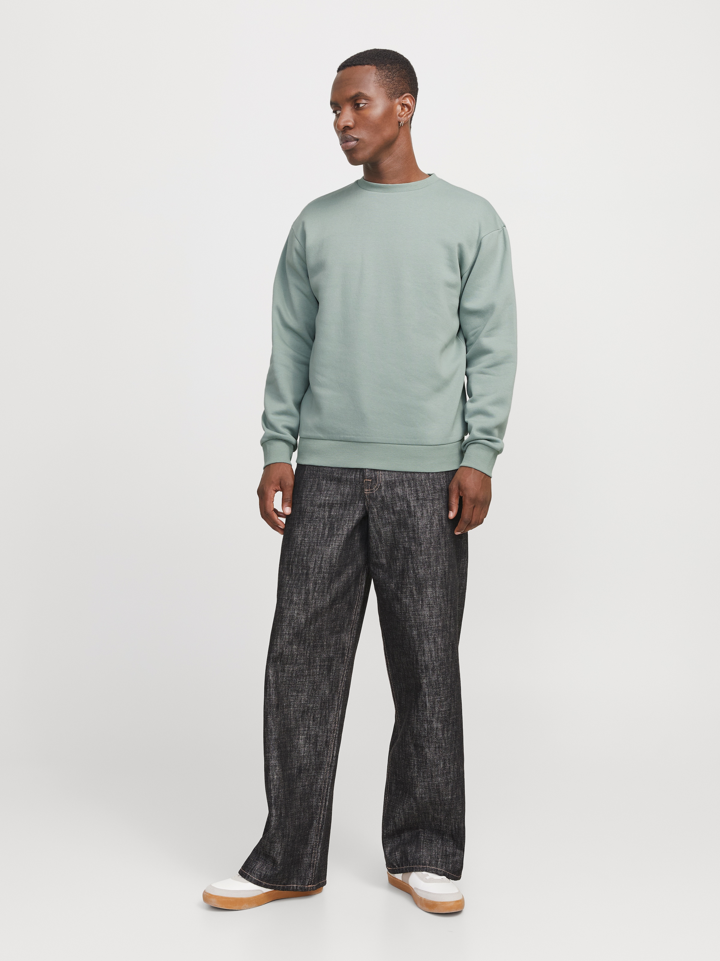 Jack & Jones Sweatshirt »JJEBRADLEY SWEAT CREW NOOS«, mit Rippbündchen