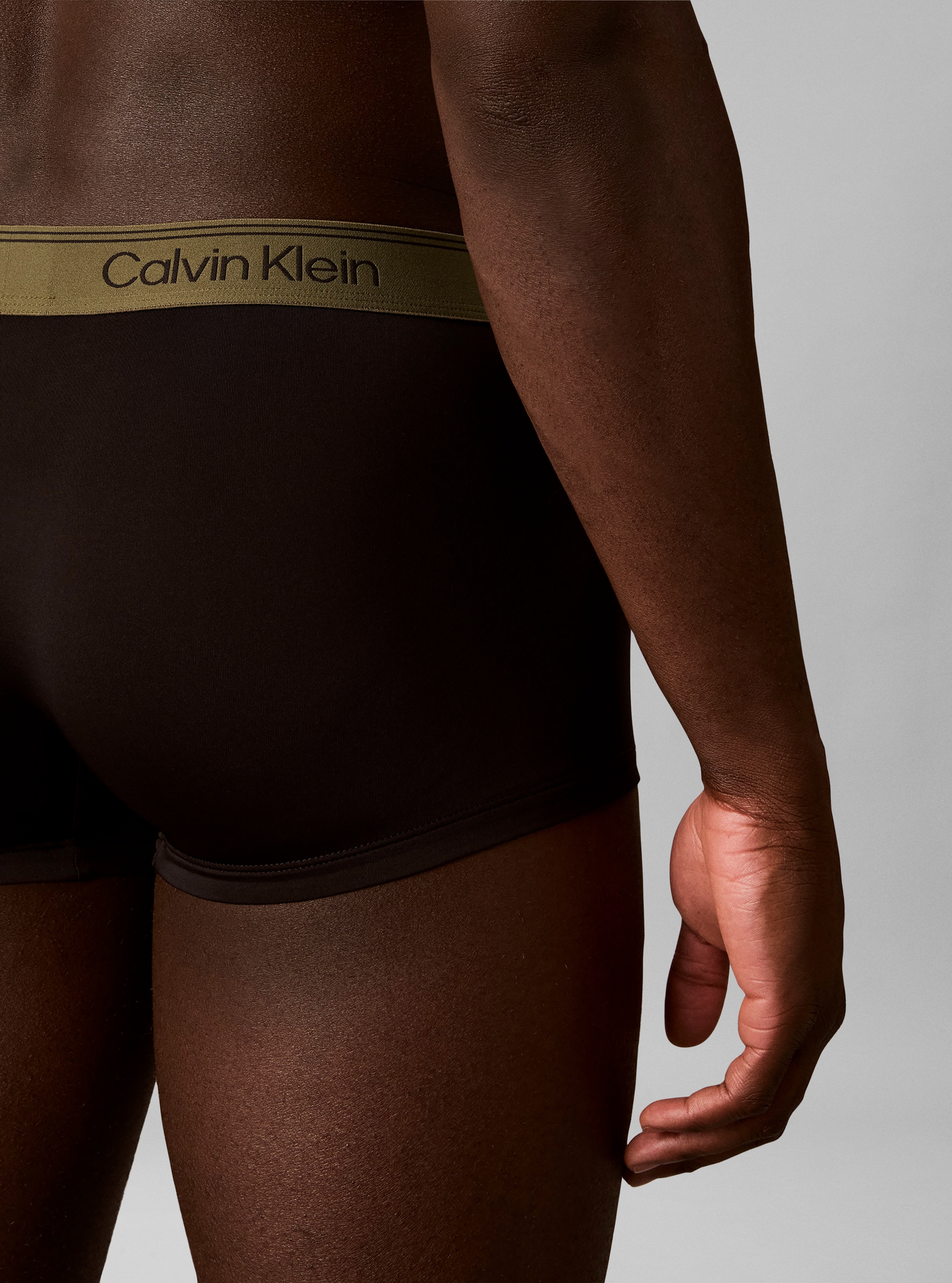 Calvin Klein Underwear Tronc »LOW RISE TRUNK 5PK« Paquet, pack de 5, 5 cuis Avec ceinture élastique