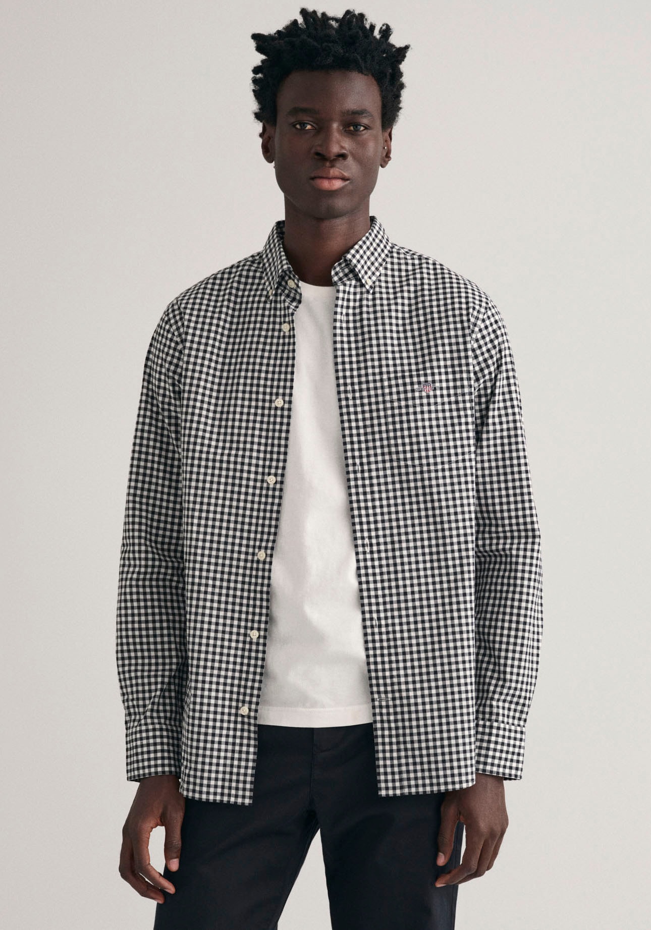 Gant Langarmhemd »REG POPLIN GINGHAM SHIRT«, mit Logostickerei auf der Brust