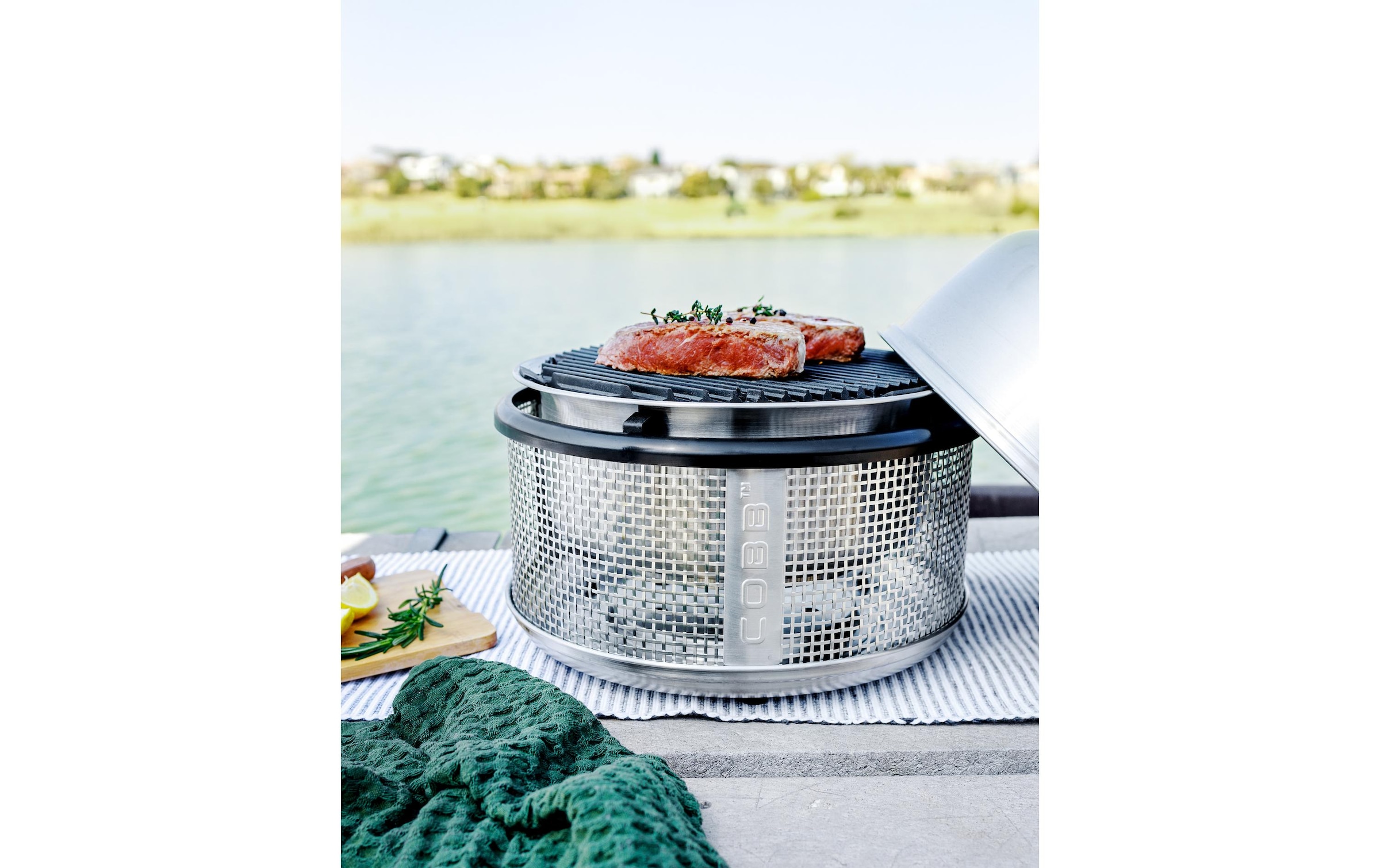 Camping-Gasgrill »COBB Supreme Tischgrill«