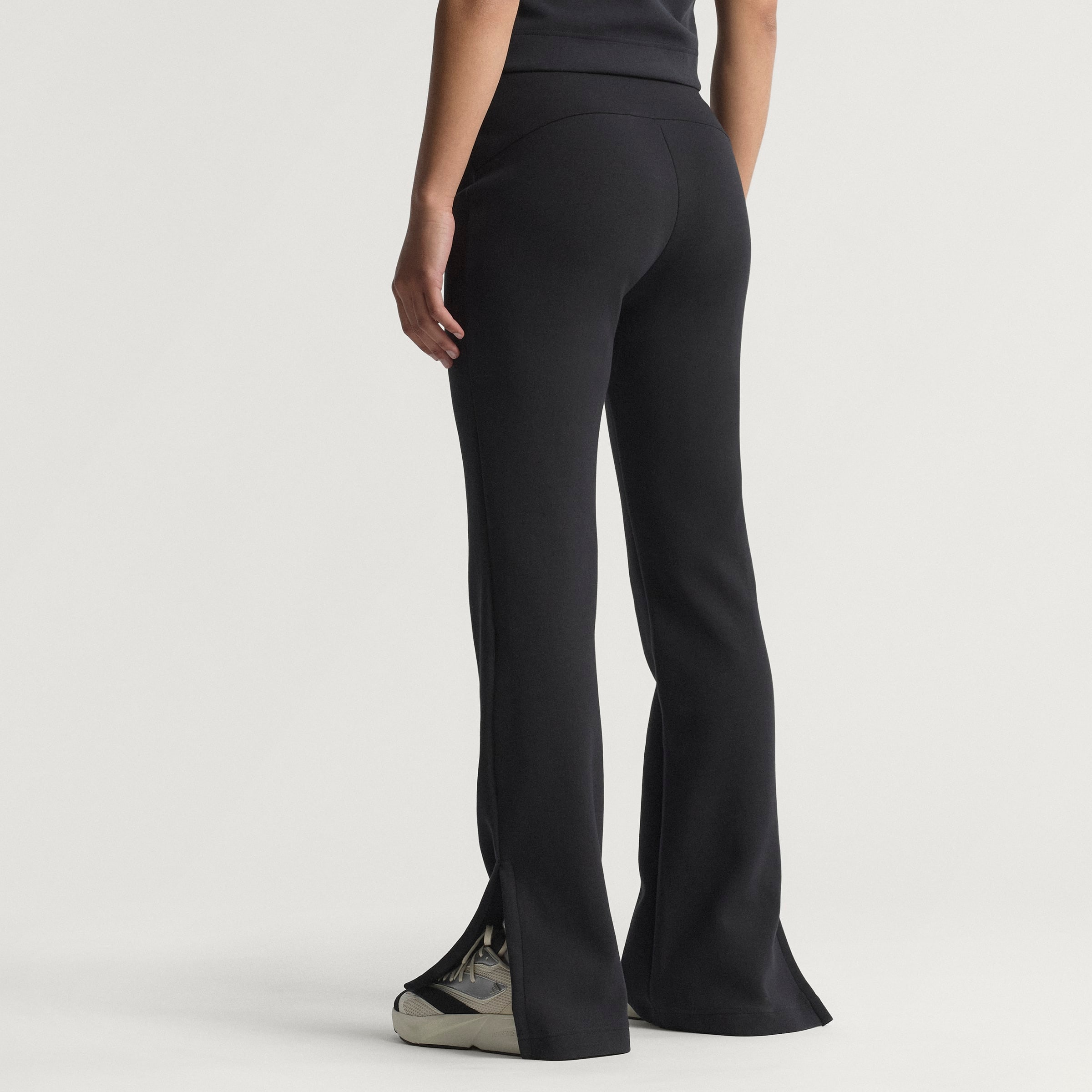 adidas Sportswear Pantalon de sport »W ALL SZN SL FP«  schlanke Passform, mittelhoher Bund, mit Gummizug