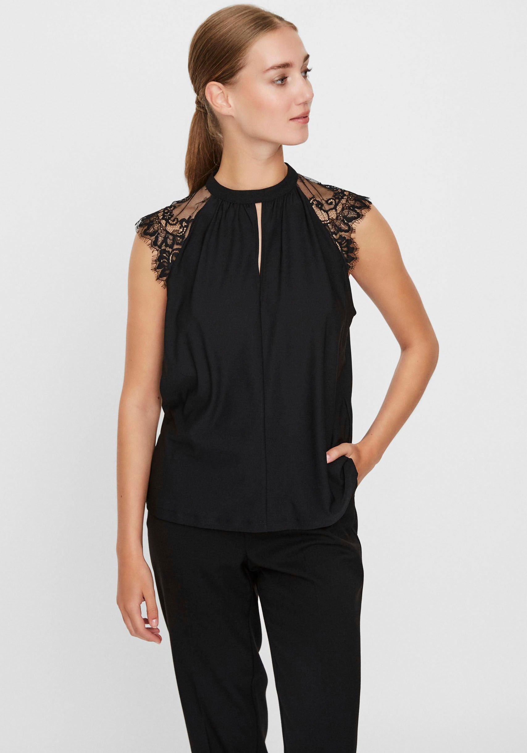 Image of Vero Moda Spitzentop "VMMILLA SL LACE TEE" Materialmix, regular fit