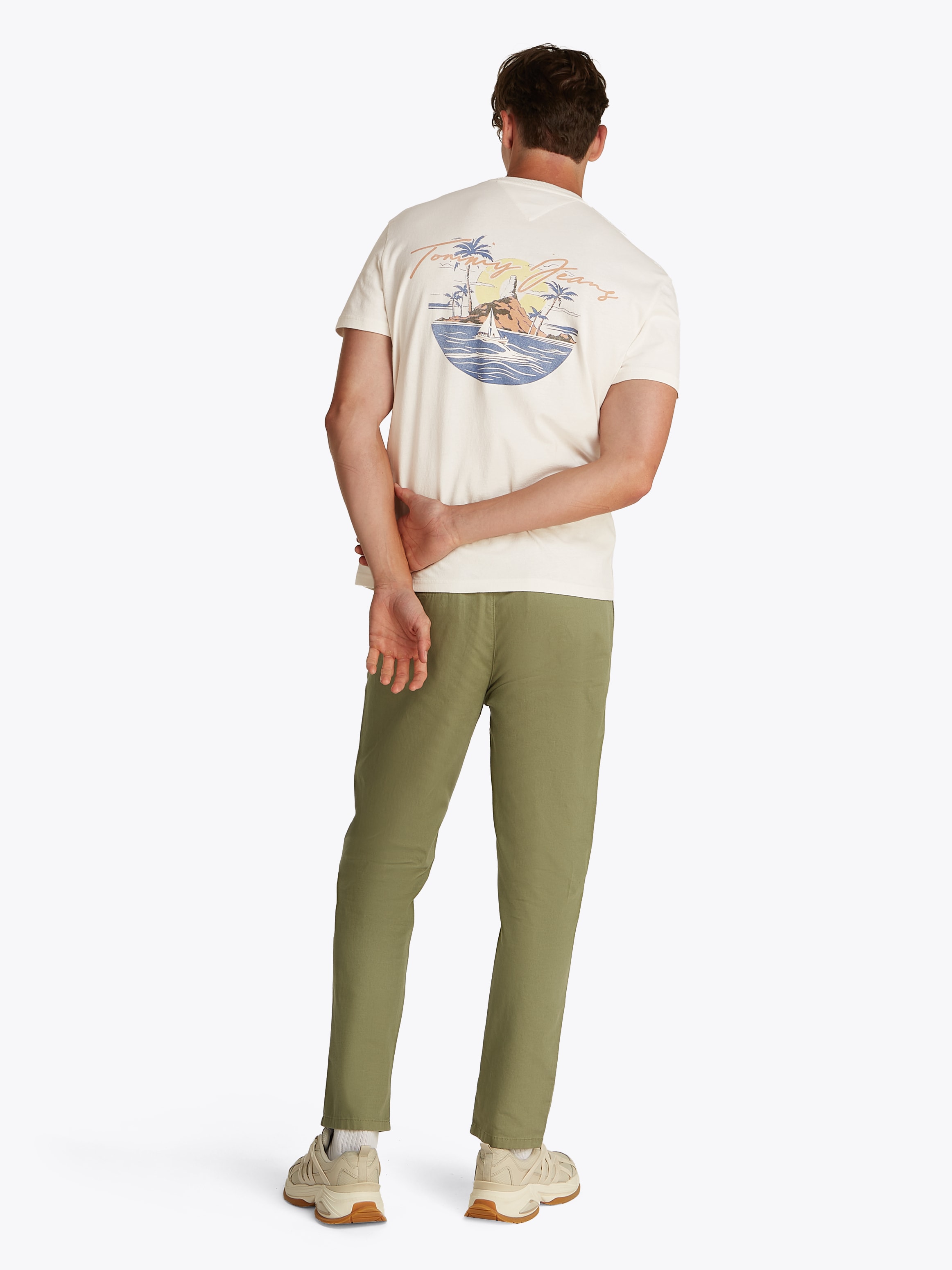 Tommy Jeans T-Shirt »TJM REG SIG SAILING SS TEE EXT«, mit grossem Rückendruck