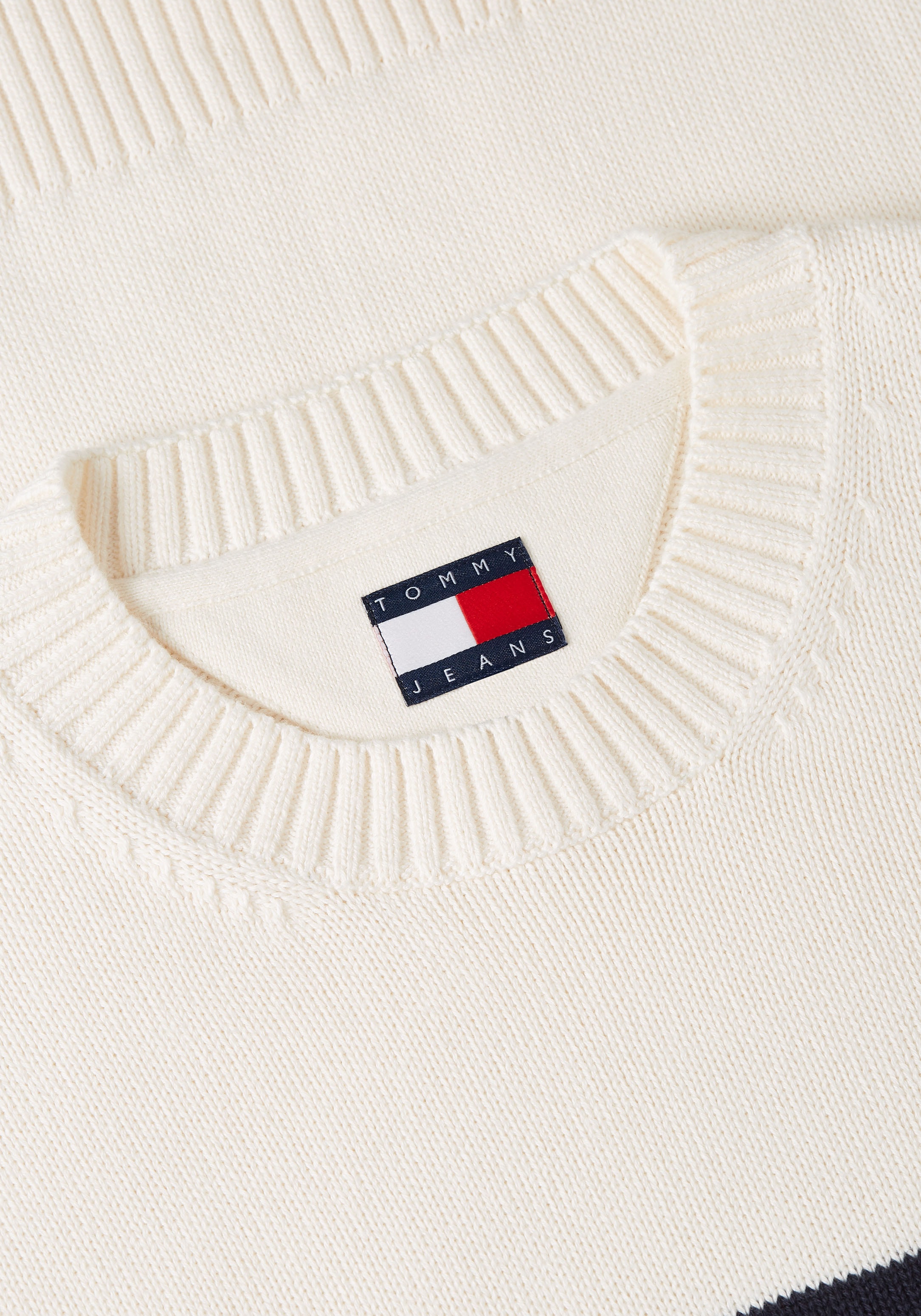Tommy Jeans Pull en tricot »REGULAR FLAG SWEATER« Coupe régulière avec col rond