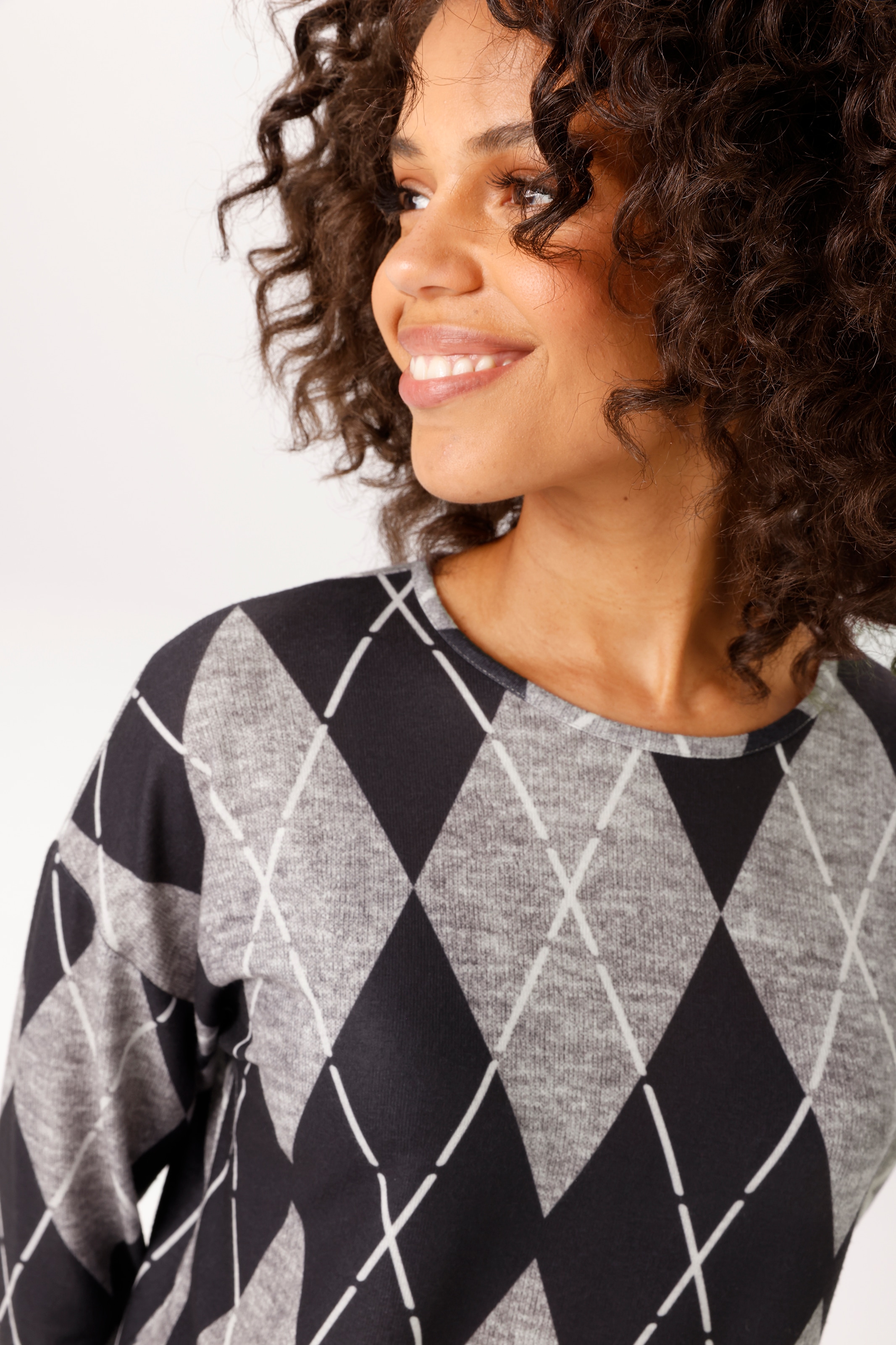 Aniston CASUAL Sweat-shirt , avec motif losange sportif - chaque pièce est unique - NOUVELLE COLLECTION
