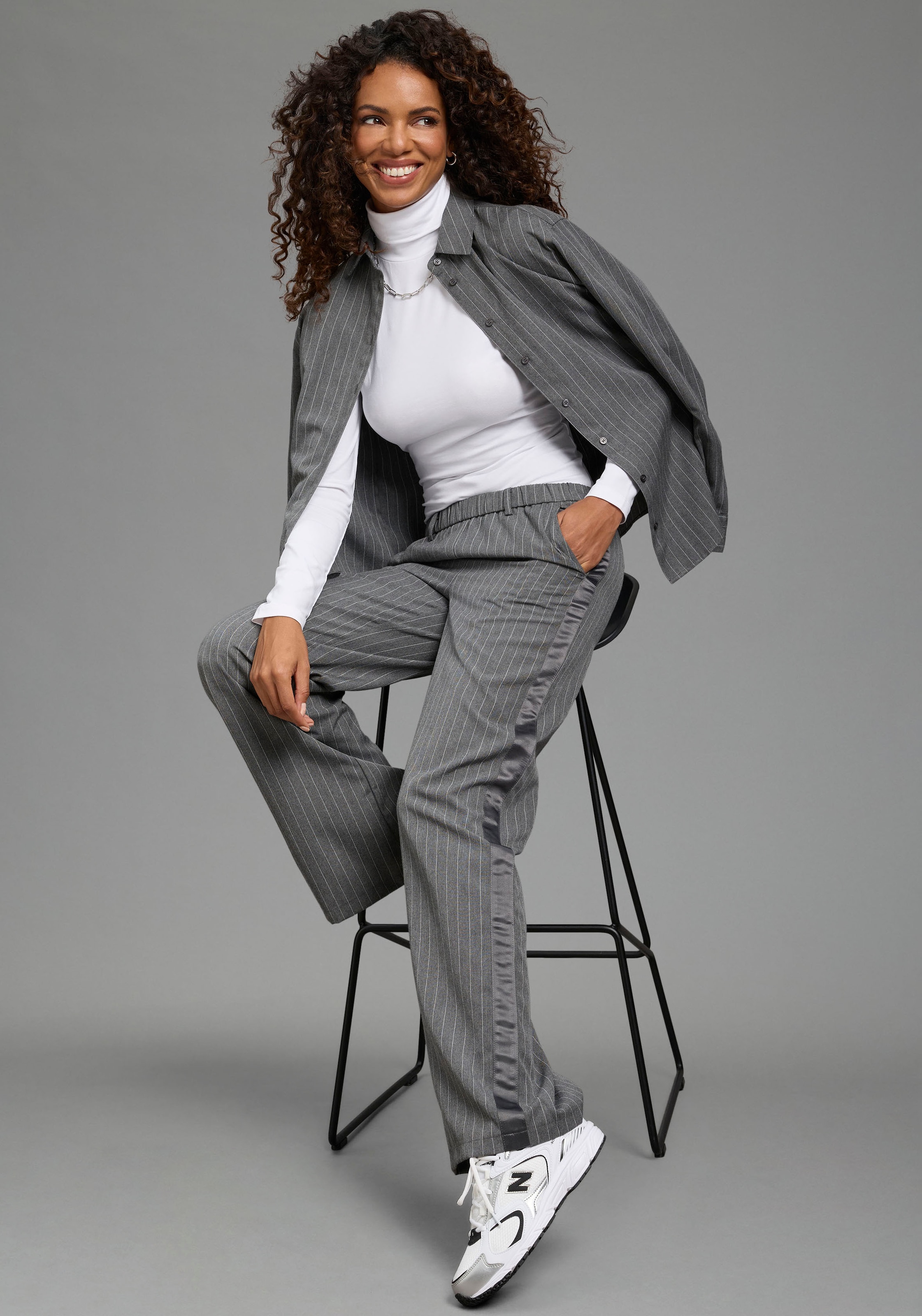 Laura Scott Pantalon à enfiler  en polyester et viscose, aspect à fines rayures, pour vêtements professionnels