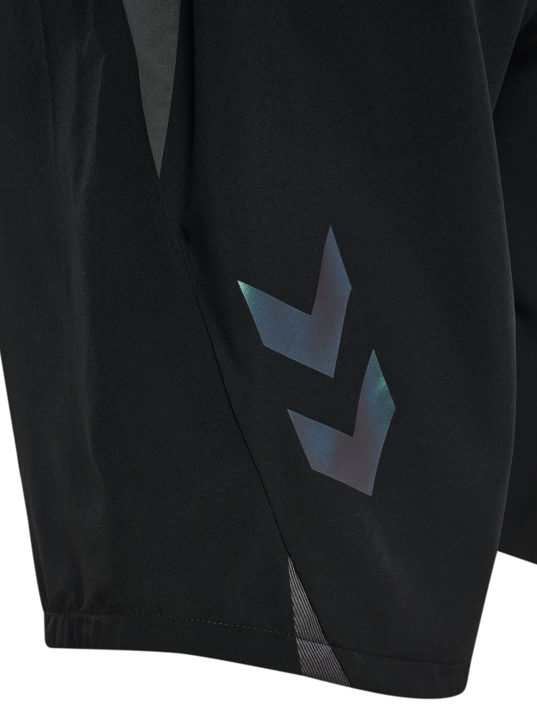 hummel Short d'entraînement »HMLBLAZE26 PRO TRAINING SHORTS«  en polyester et élasthanne, pour activités sportives