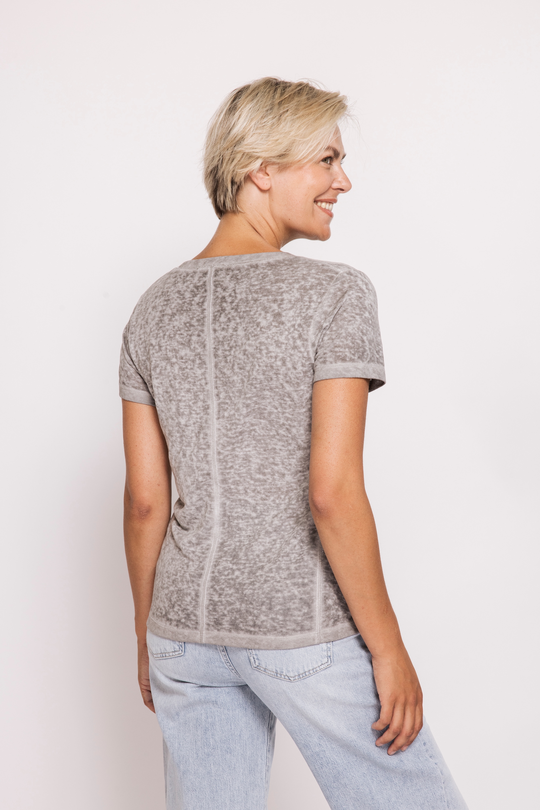 Zhrill T-Shirt »ZHSVANA« mit V-Ausschnitt