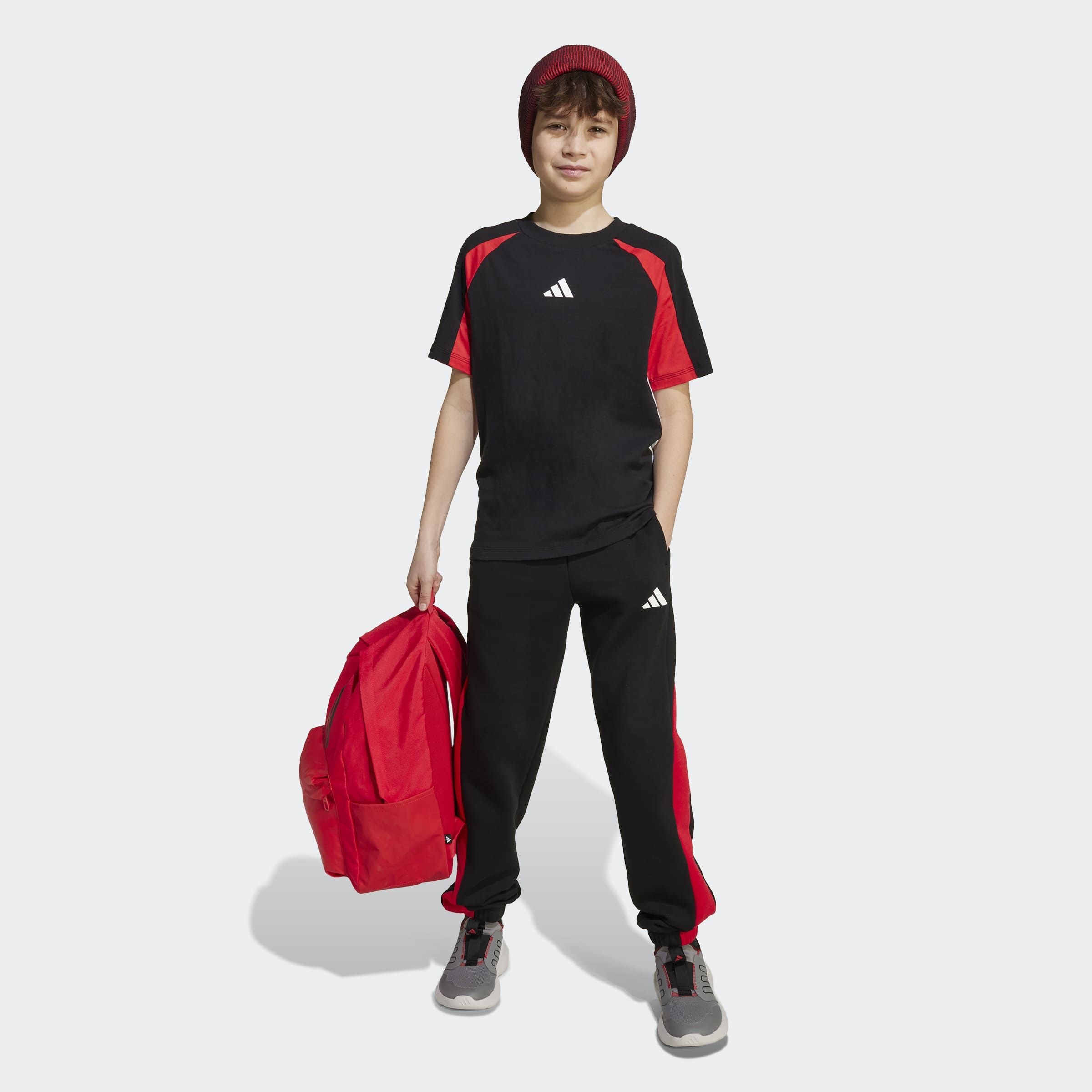 adidas Sportswear Pantalon de sport »SEASONAL ESSENTIALS COLORBLOCK KIDS«