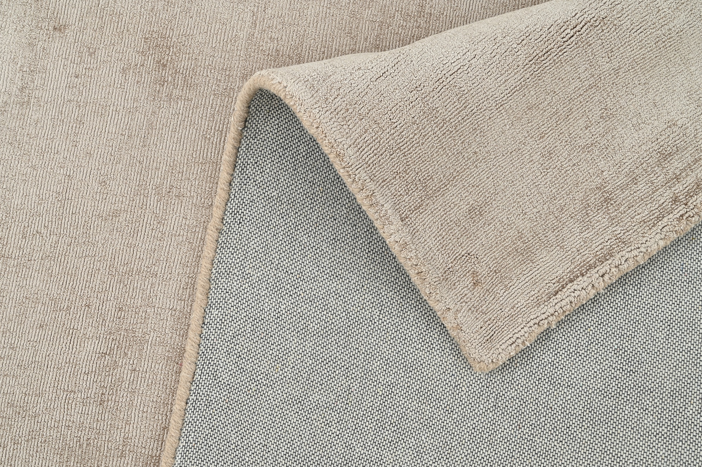 Leonique Teppich »Soley, Kurzflor-Teppiche, handgewebter Viskose-Teppich«, rechteckig, 12 mm Höhe, farblich changierend, Handweb, Wohnzimmer, Schlafzimmer, Esszimmer