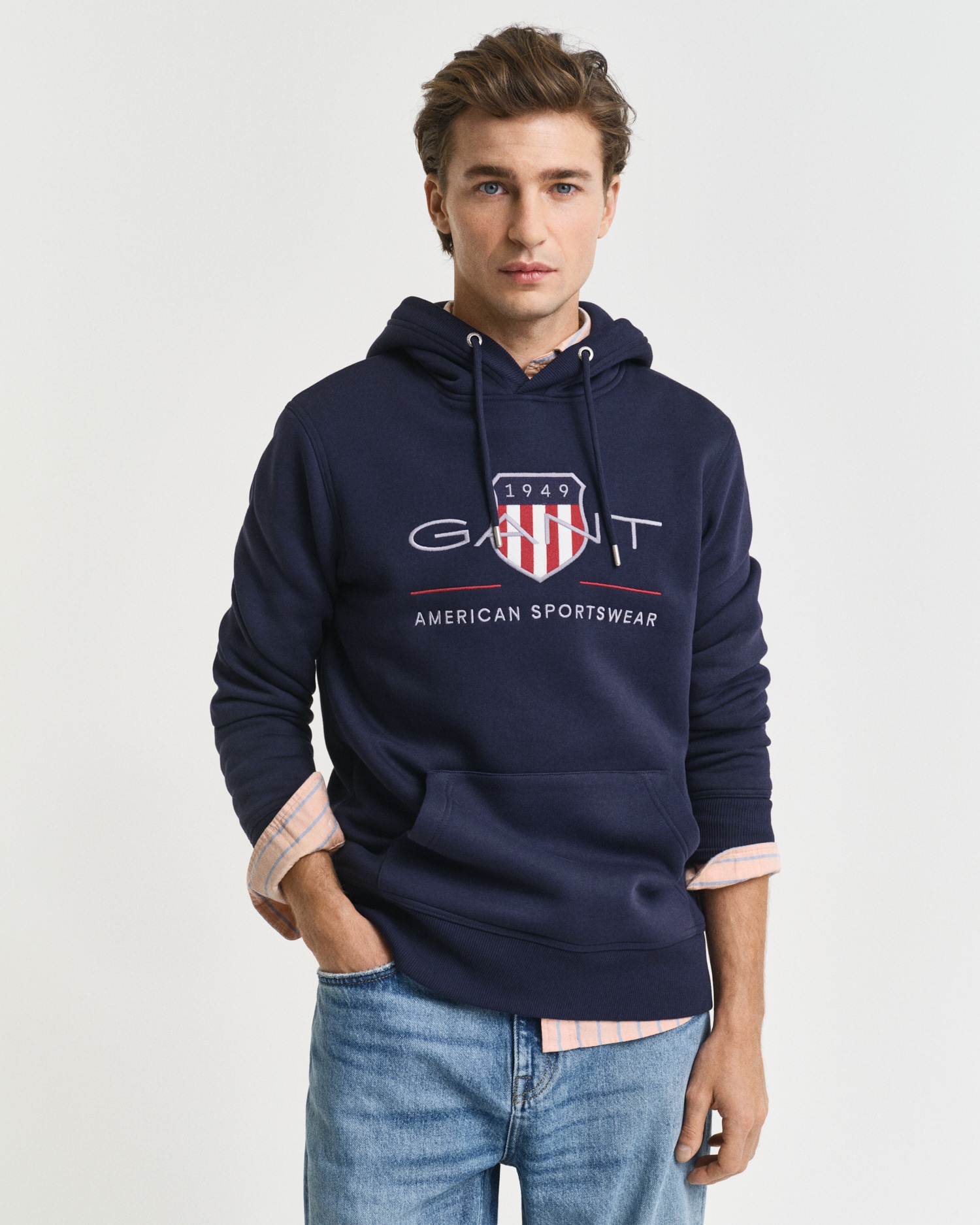 Image of Gant Hoodie "REG ARCHIVE SHIELD HOODIE", mit modischer Logostickerei auf der Brust
