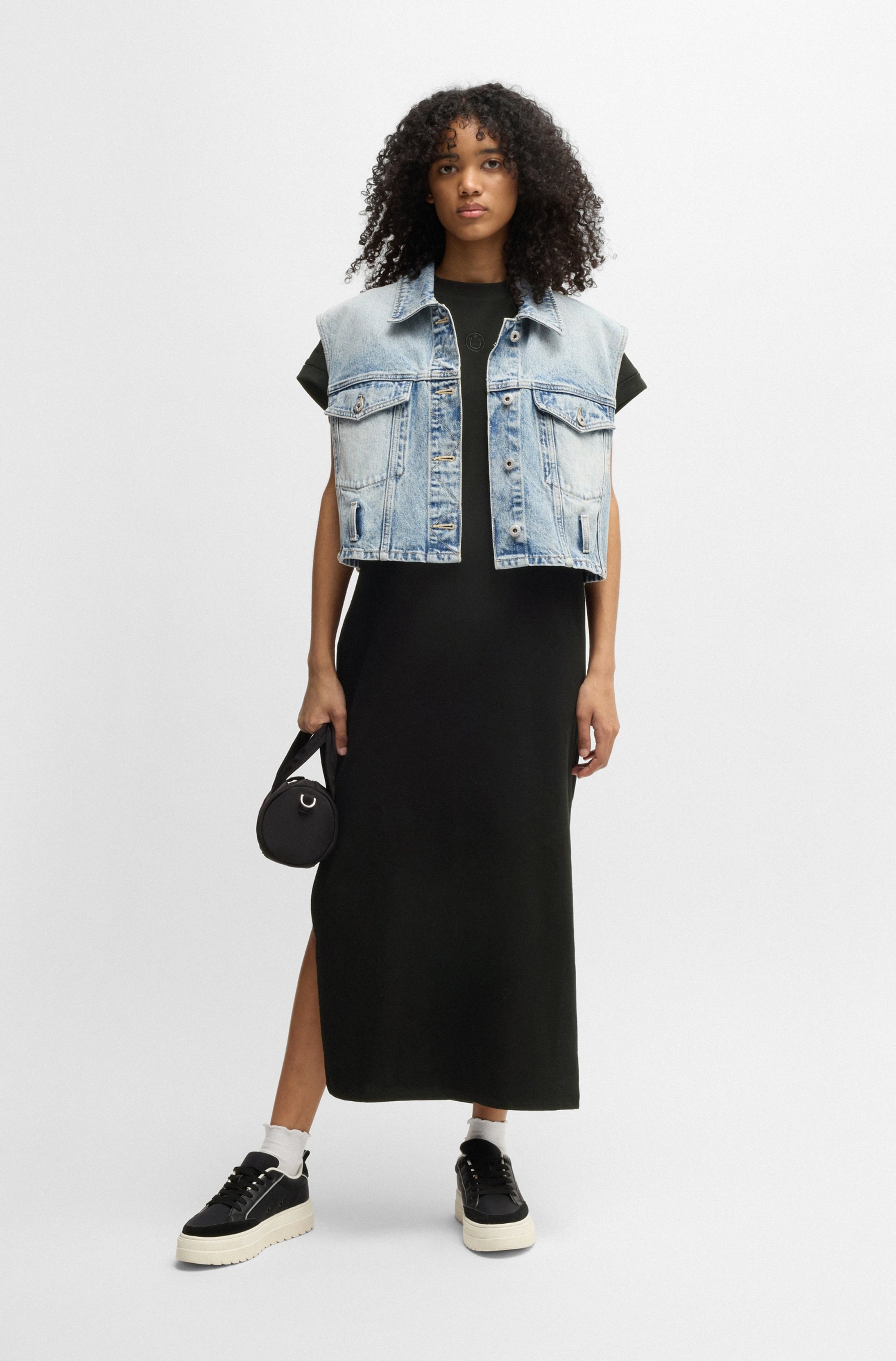 Image of HUGO Jerseykleid "Nalle" Oversized mit Schlitz, mit Logostickerei, Jersey