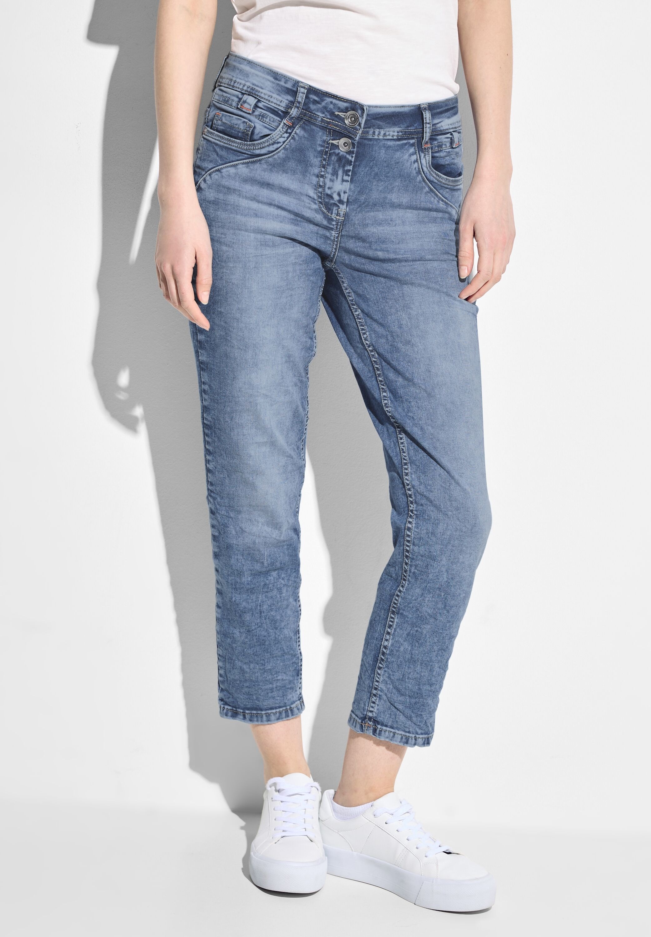 Cecil 7/8-Jeans, in hellblauer Waschung-CECIL 1