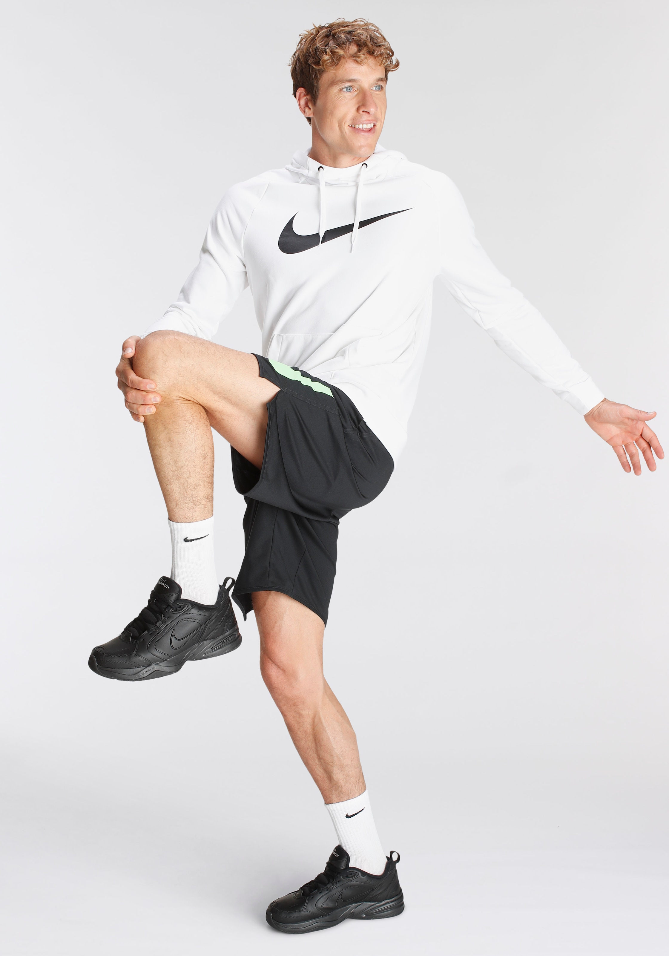 Nike Trainingsschuh »AIR MONARCH IV«