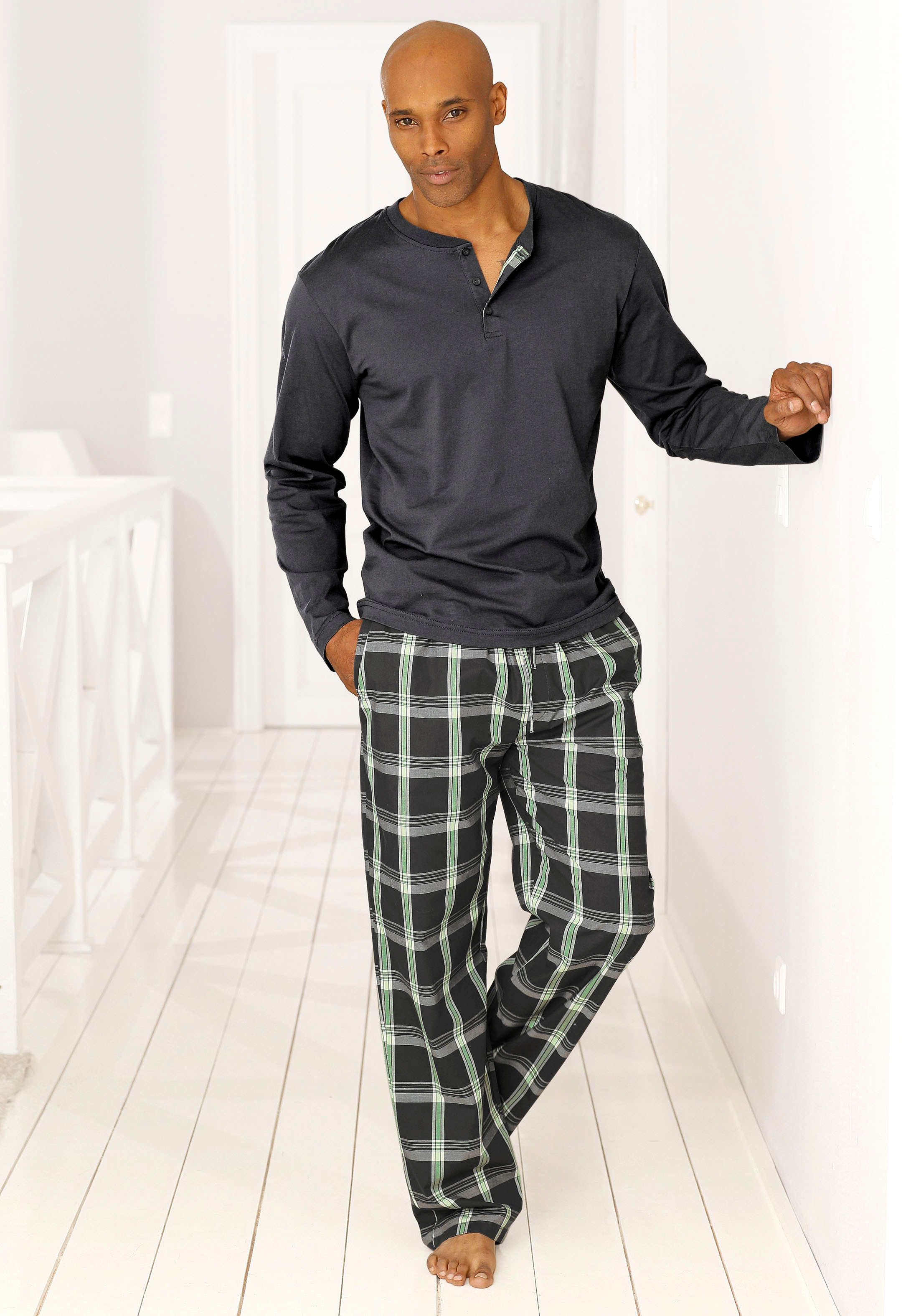 ♕ H.I.S Pyjama, (2 tlg., 1 Stück), mit langer karierter Webhose  versandkostenfrei auf