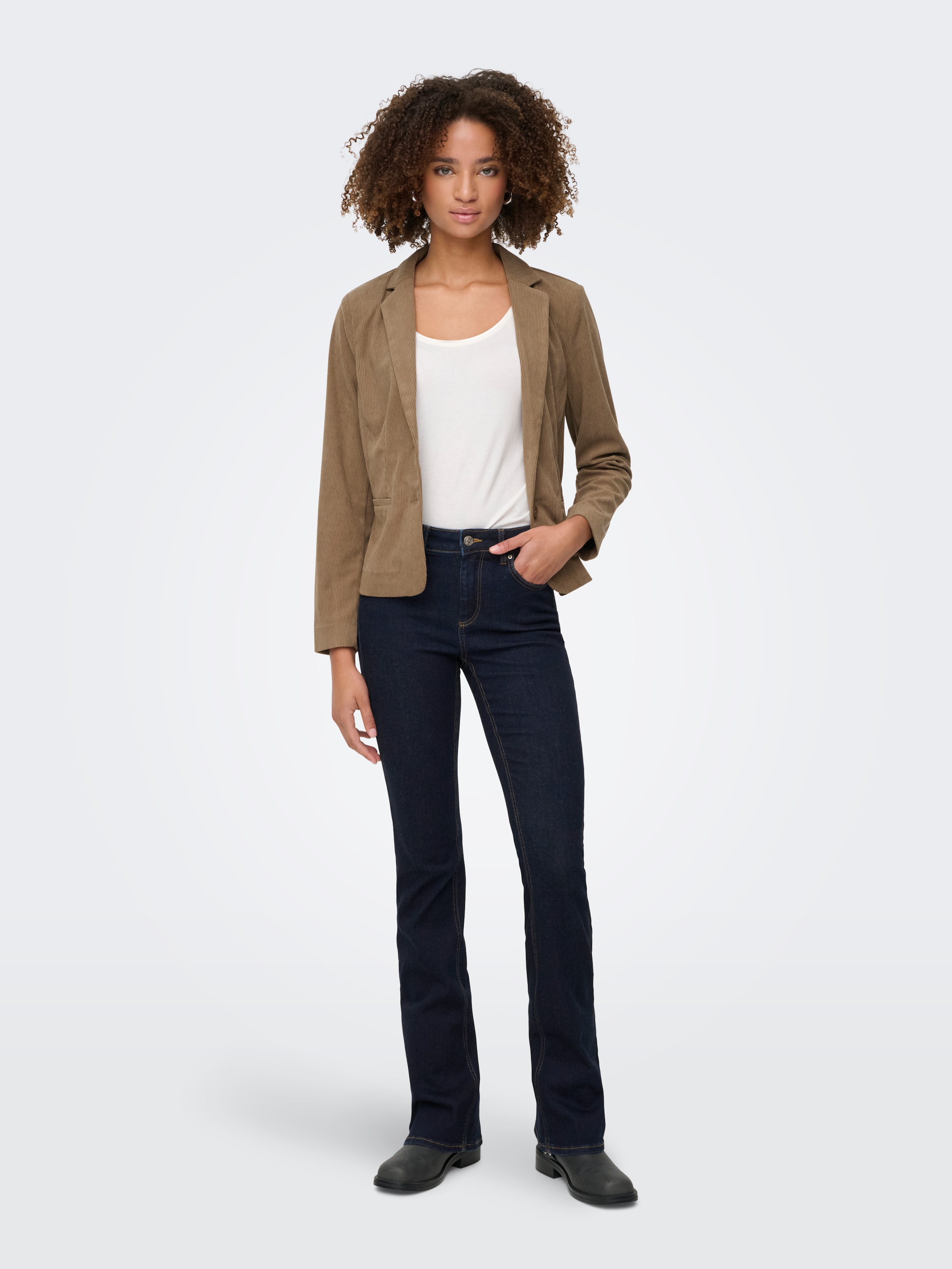 ONLY Jeans bootcut »ONLBLUSH MID WAIST FLARED DNM BOX«