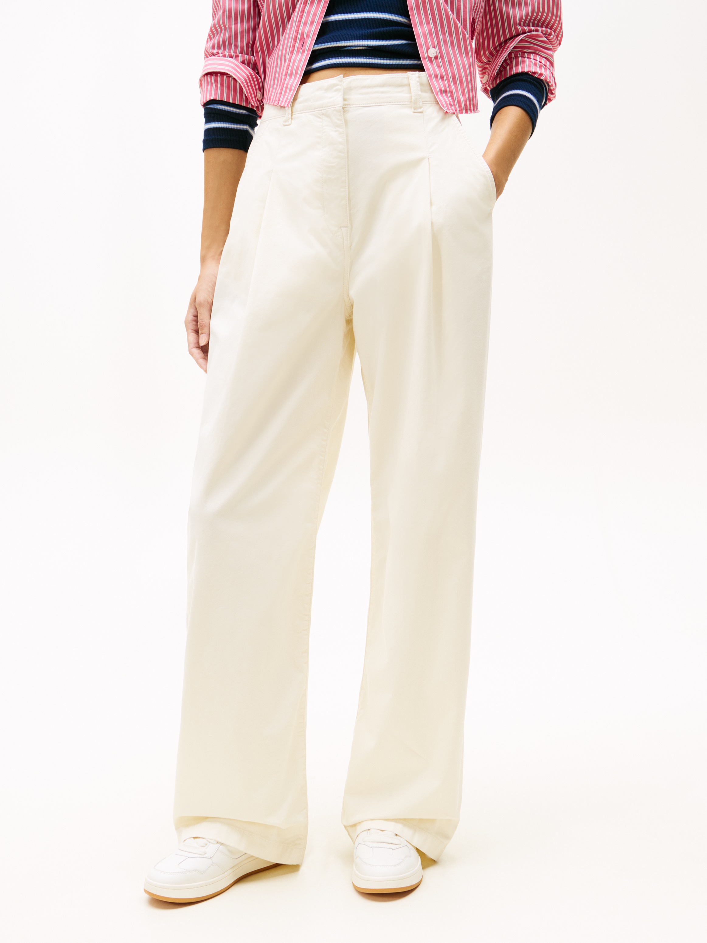 Image of Tommy Jeans Chinohose "TJW WIDE LEG CHINO" Baumwollmischung, lässig geschnitten
