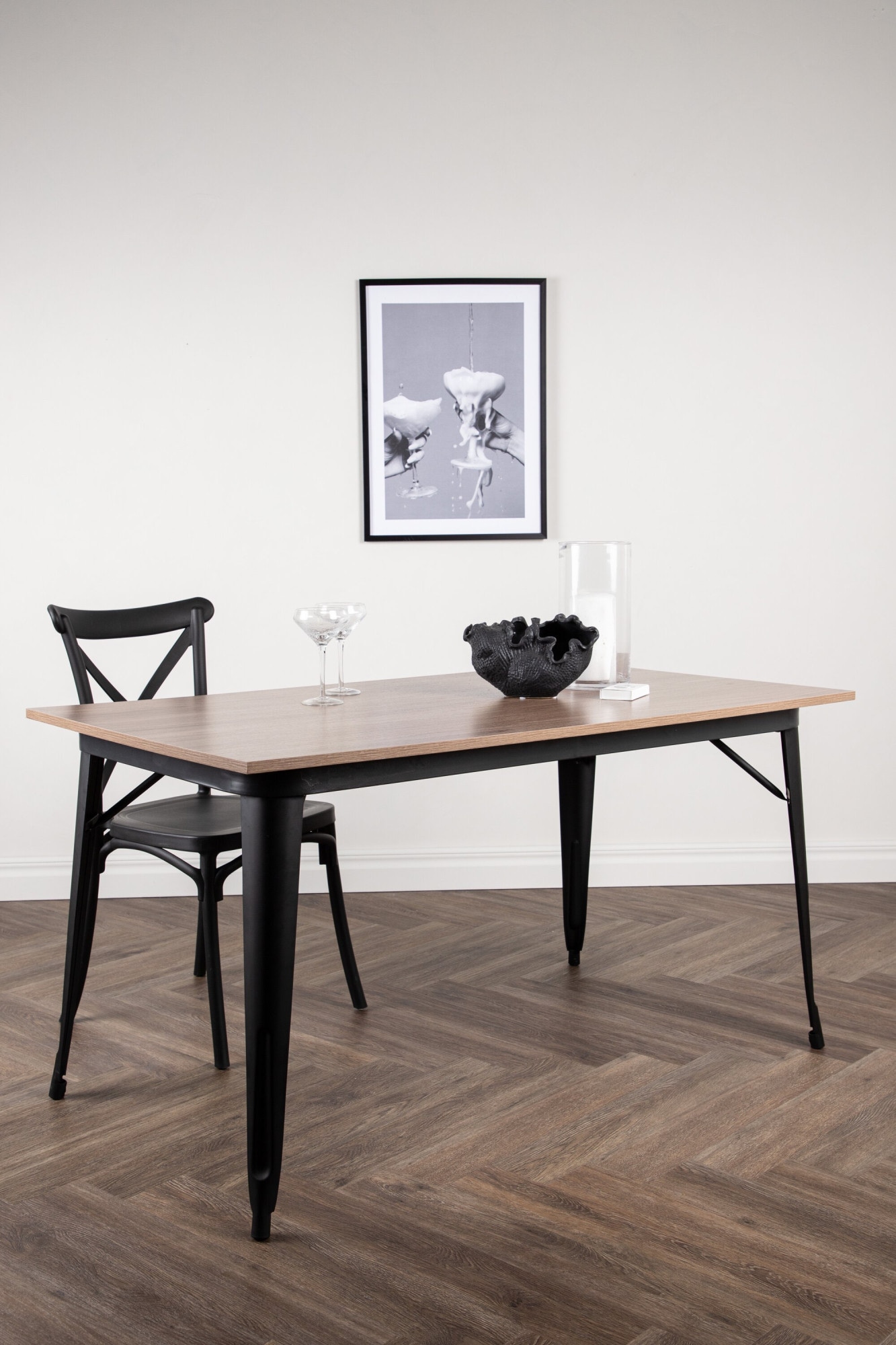 Venture Home Esstisch »Tempe, rechteckiger Esstisch in eleganter Walnussoptik, 140 × 80 cm« Esszimmertisch, MDF, Stahlbeine, rechteckig, kompakt, kultiviert