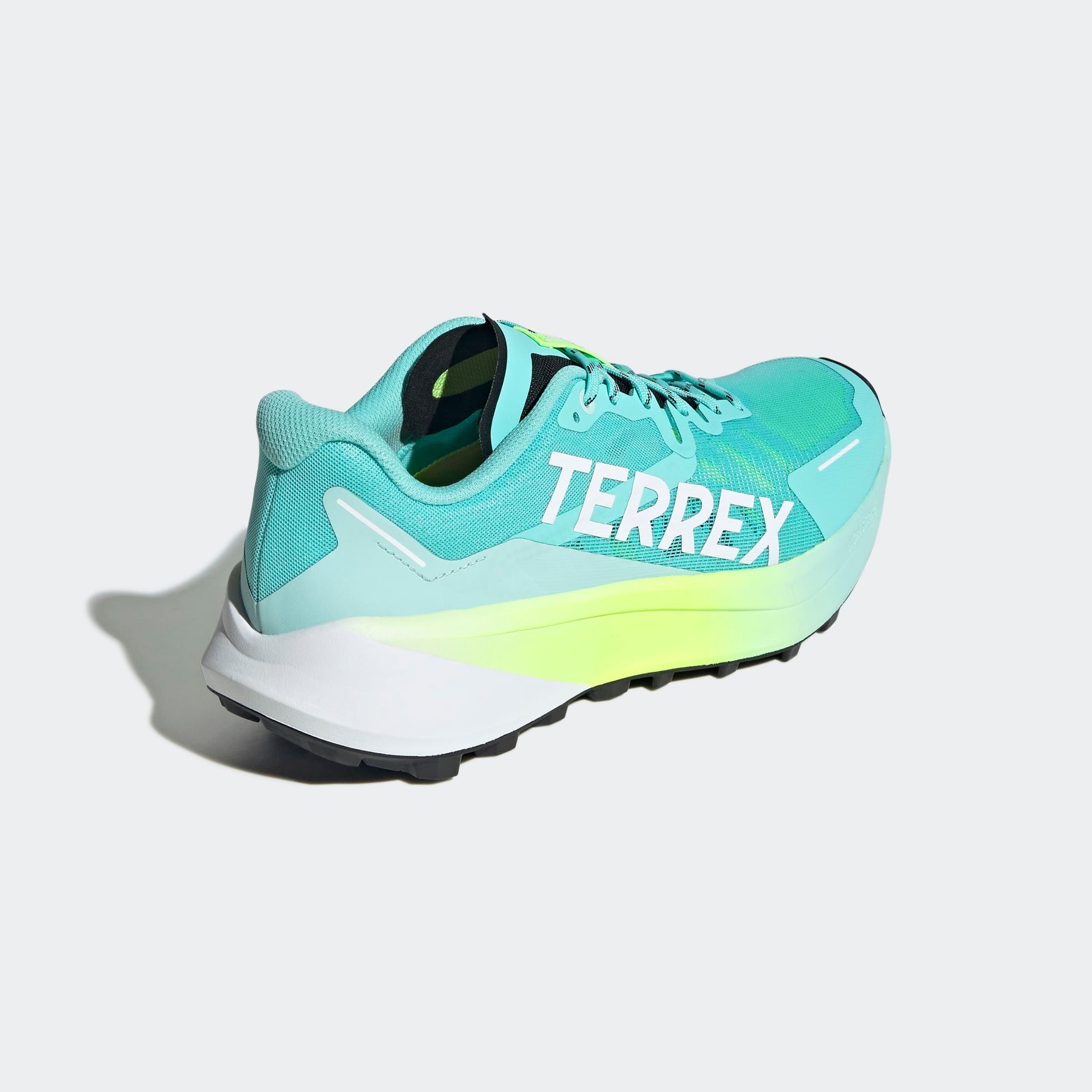 adidas TERREX Trailrunningschuh »AGRAVIC 3«, Trail-Runningschuhe