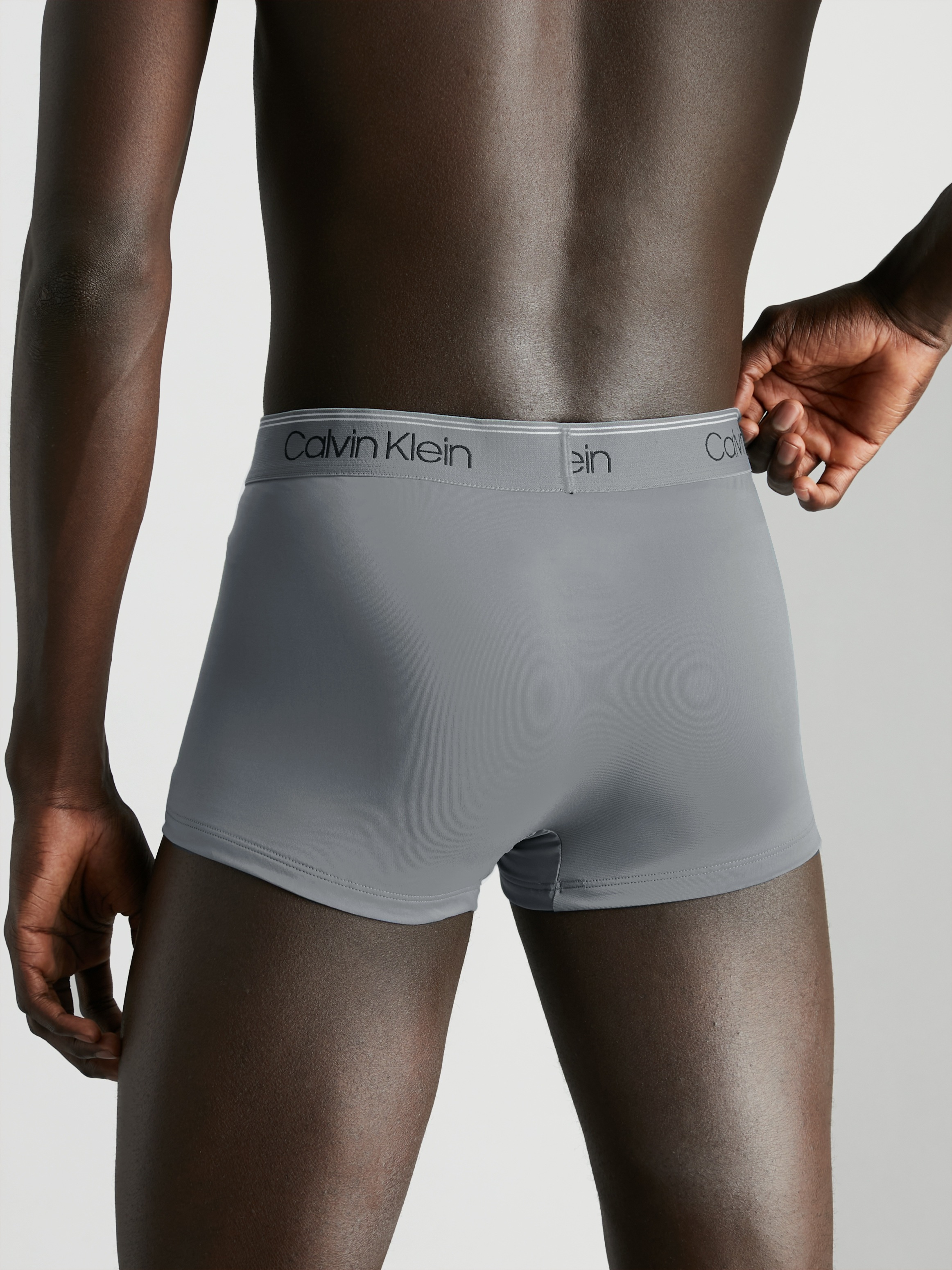 Calvin Klein Underwear »LOW RISE TRUNK 3PK« Packung, 3er, 3 cuis mit Logo-Stretchbund