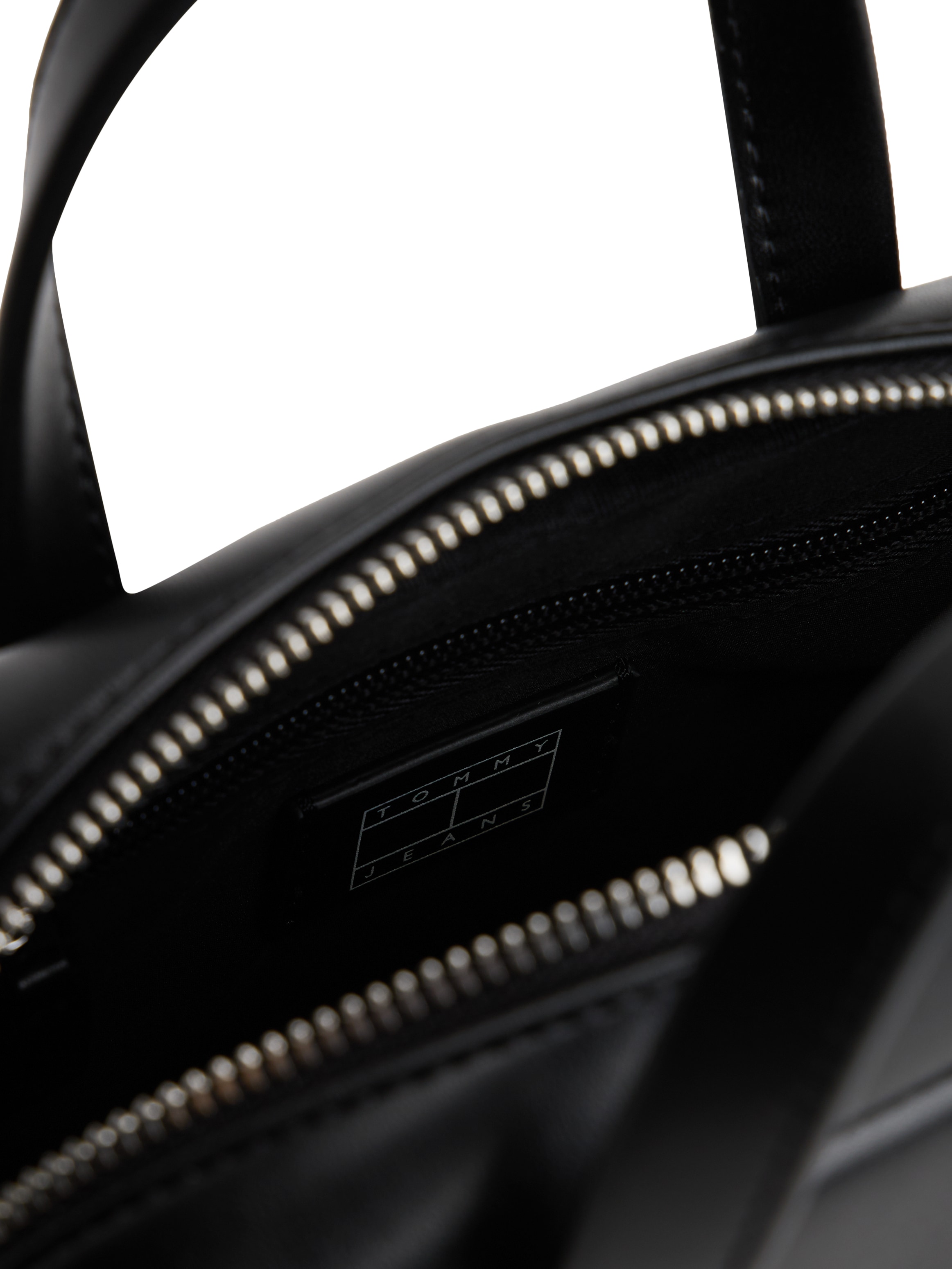 Tommy Jeans Sac à bandoulière »TJW CITY TRUNK CROSSOVER« , sac à main pour femmes, sac épaule avec application de petits cœurs