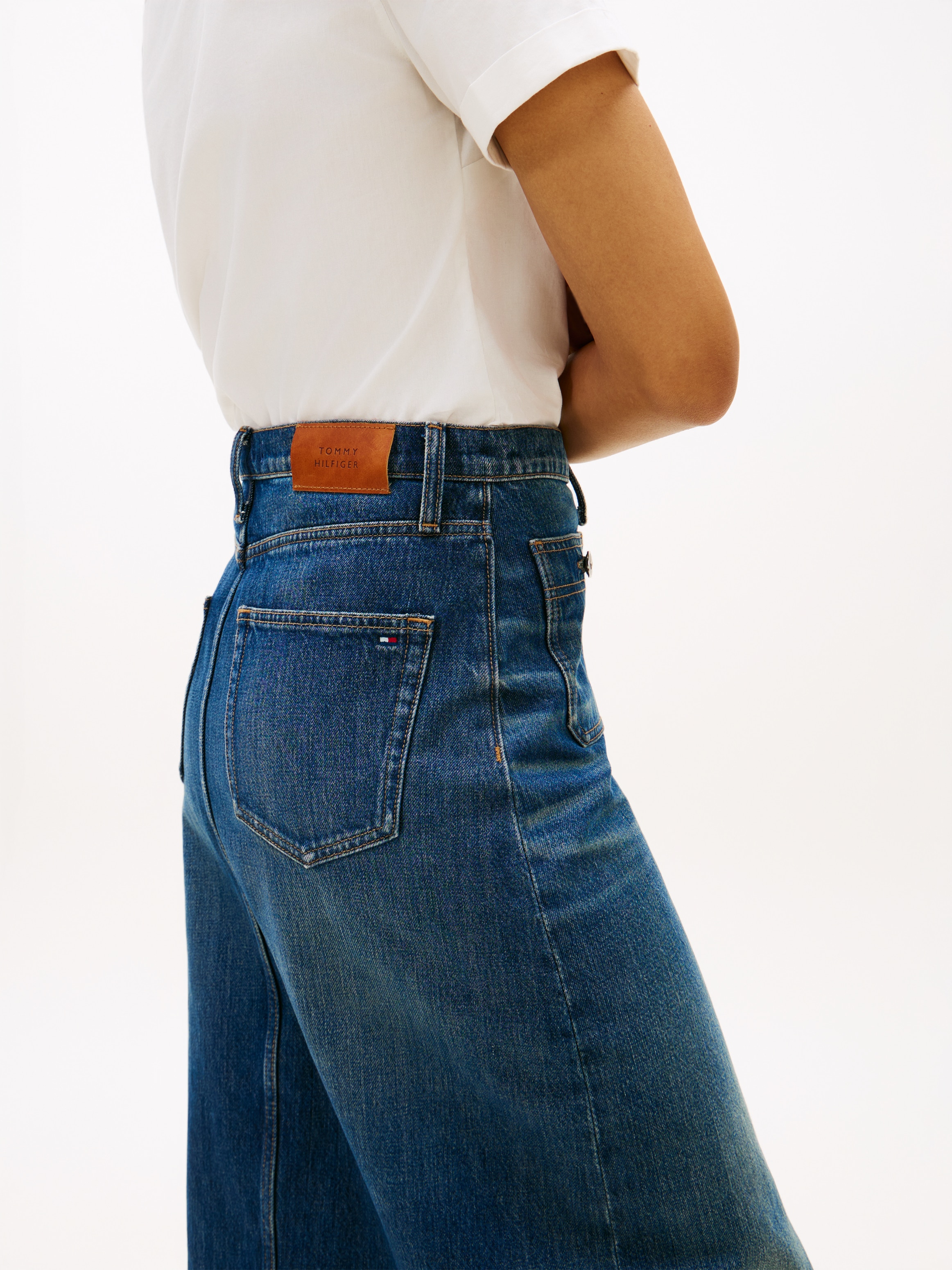 Tommy Hilfiger Jupe en jean »DNM NATE MIDI STRAIGHT SKIRT HW« avec taille haute