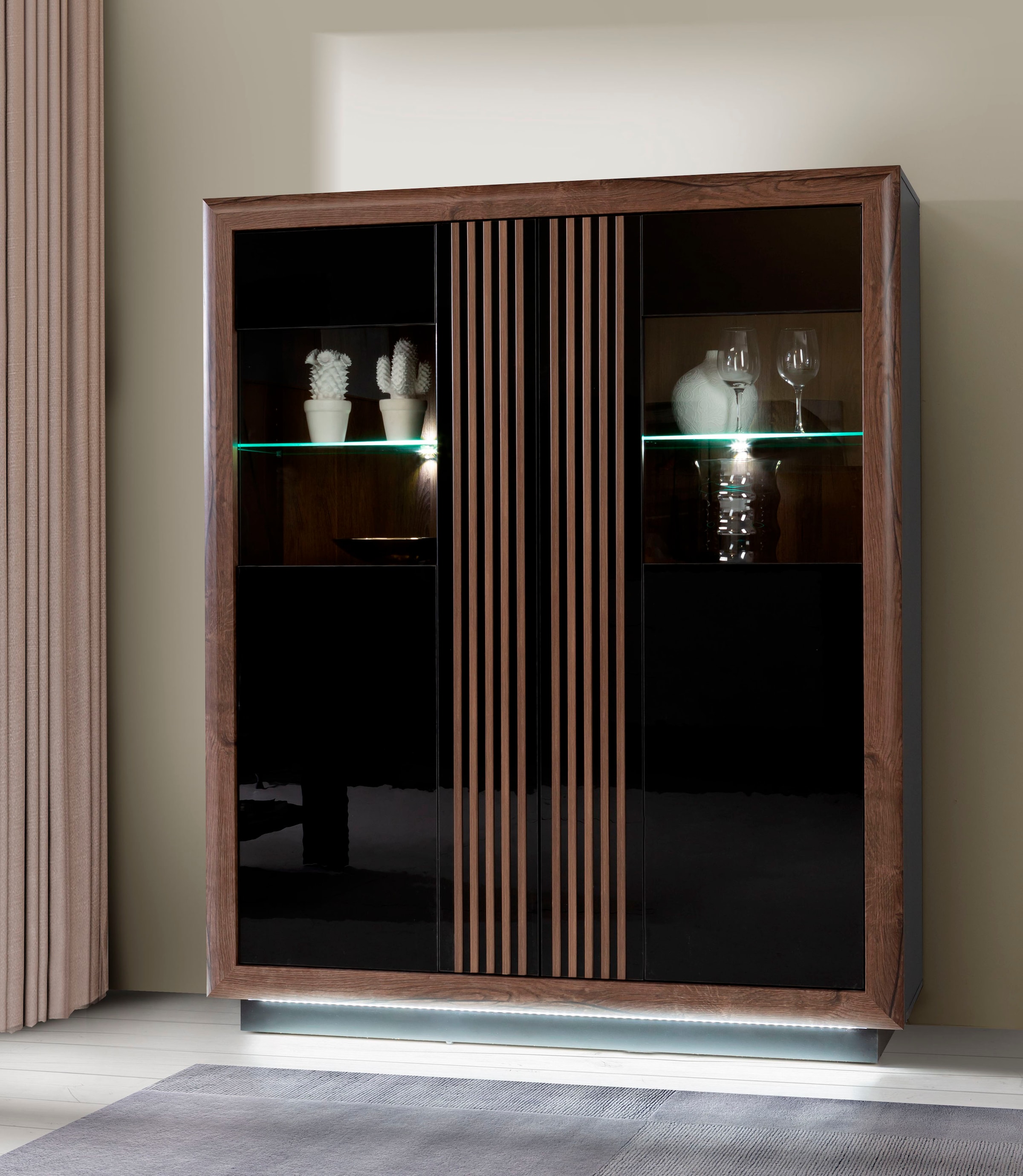 FORTE Highboard »Savona« Höhe 161 cm, inkl. Sockelbeleuchtung