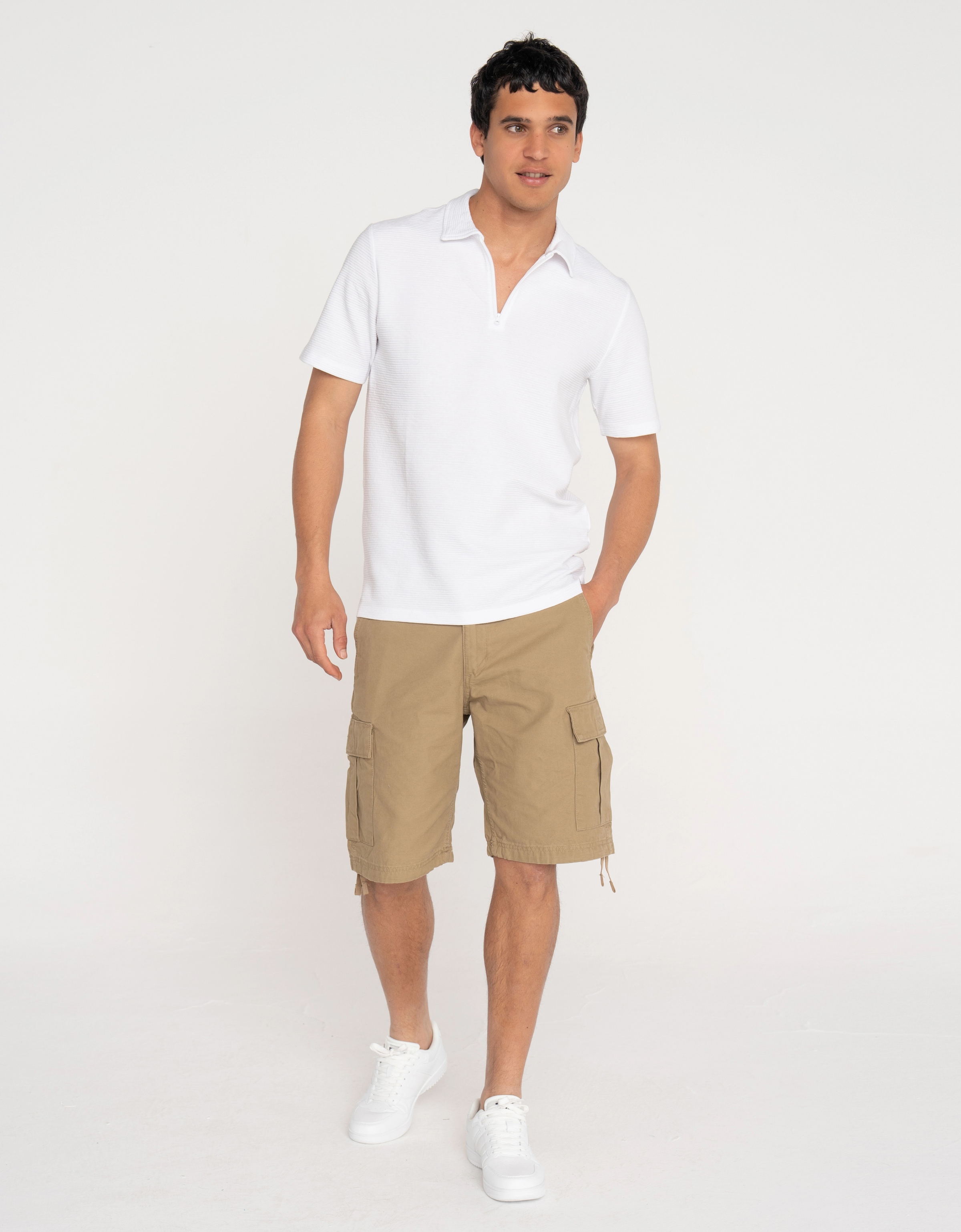 Jack & Jones Cargoshorts »JPSTCOLE BARKLEY JJCARGO SHORTS SN«, mit Cargo Taschen