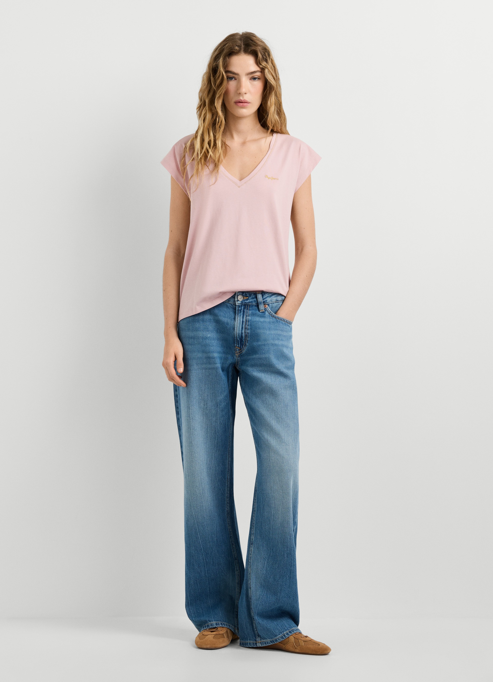 Pepe Jeans T-shirt »CLOE« Col en V, broderie logo