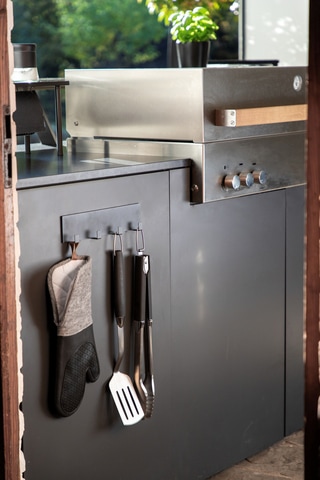 WENKO Hakenleiste »Modell Ima«, magnetisch, mit 4 Haken für Spültücher und Grillzubehör, ohne Bohren