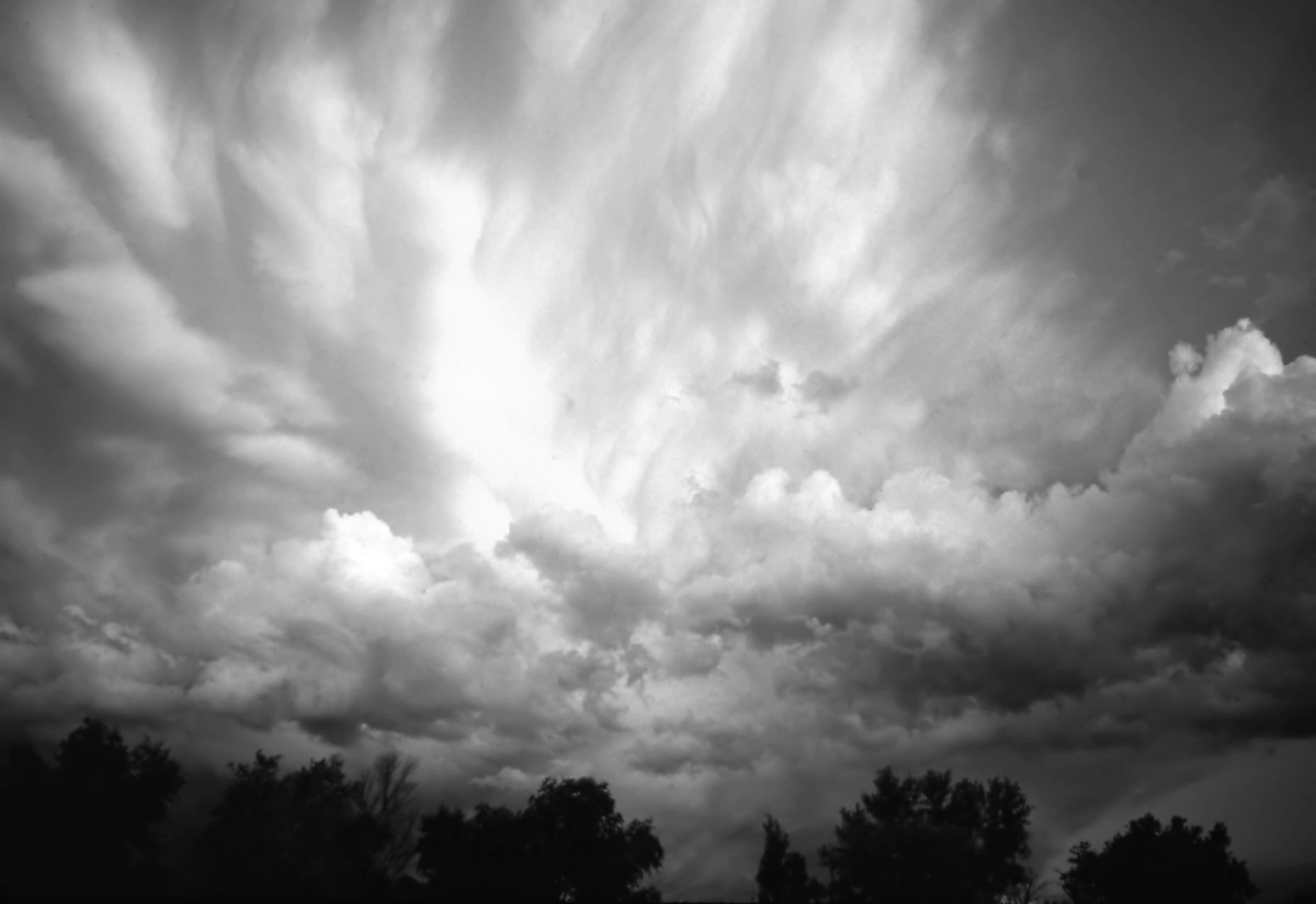 Image of Papermoon Fototapete "Himmel Schwarz & Weiss"