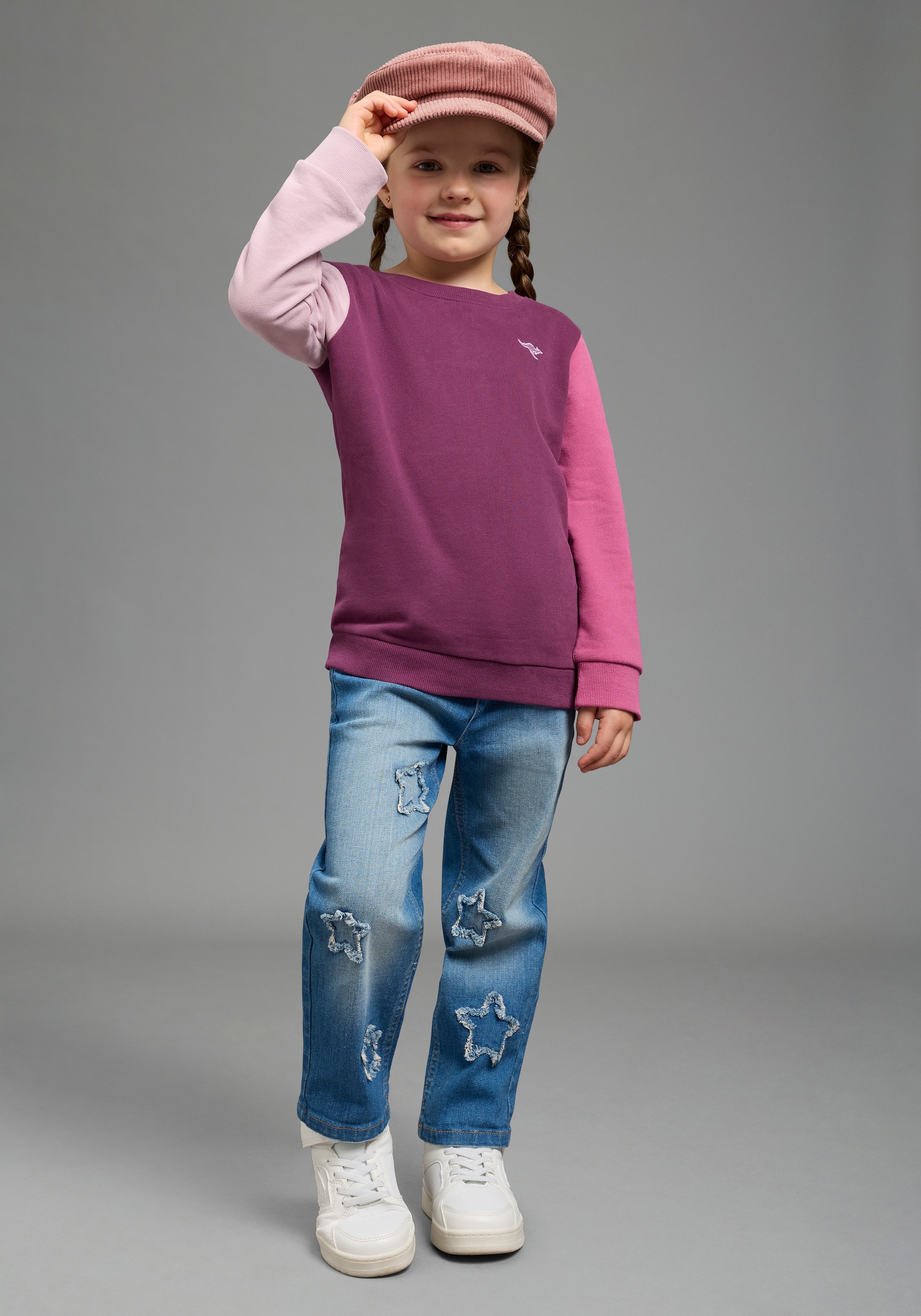 KangaROOS Sweatshirt »Sweatshirt Colorblocking«, mit Rundhalsausschnitt, mit Rippbündchen an Ärmeln

