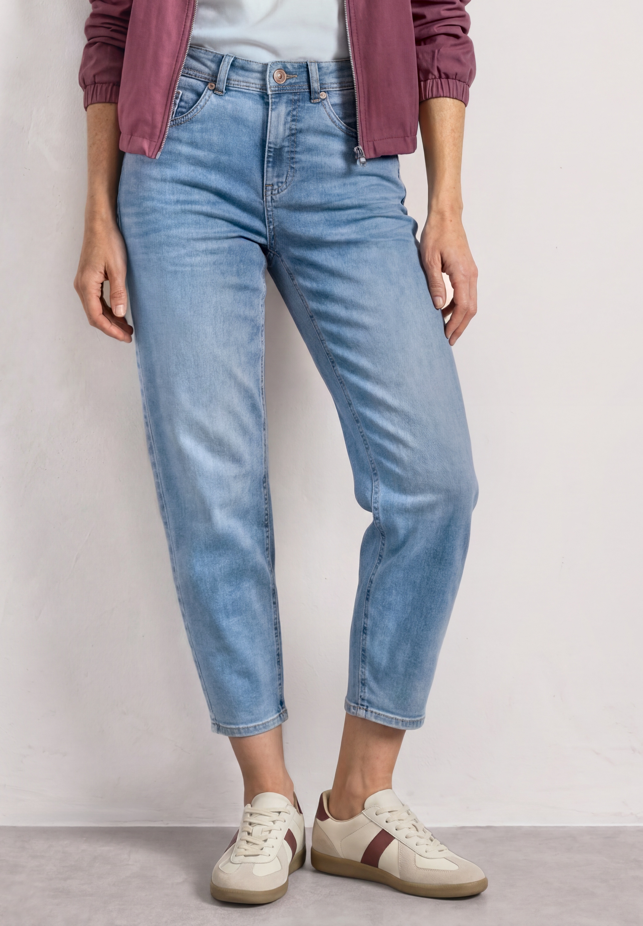 Image of STREET ONE Loose-fit-Jeans "Style Karlie" Barrel Legs / mit Viskose und Stretch