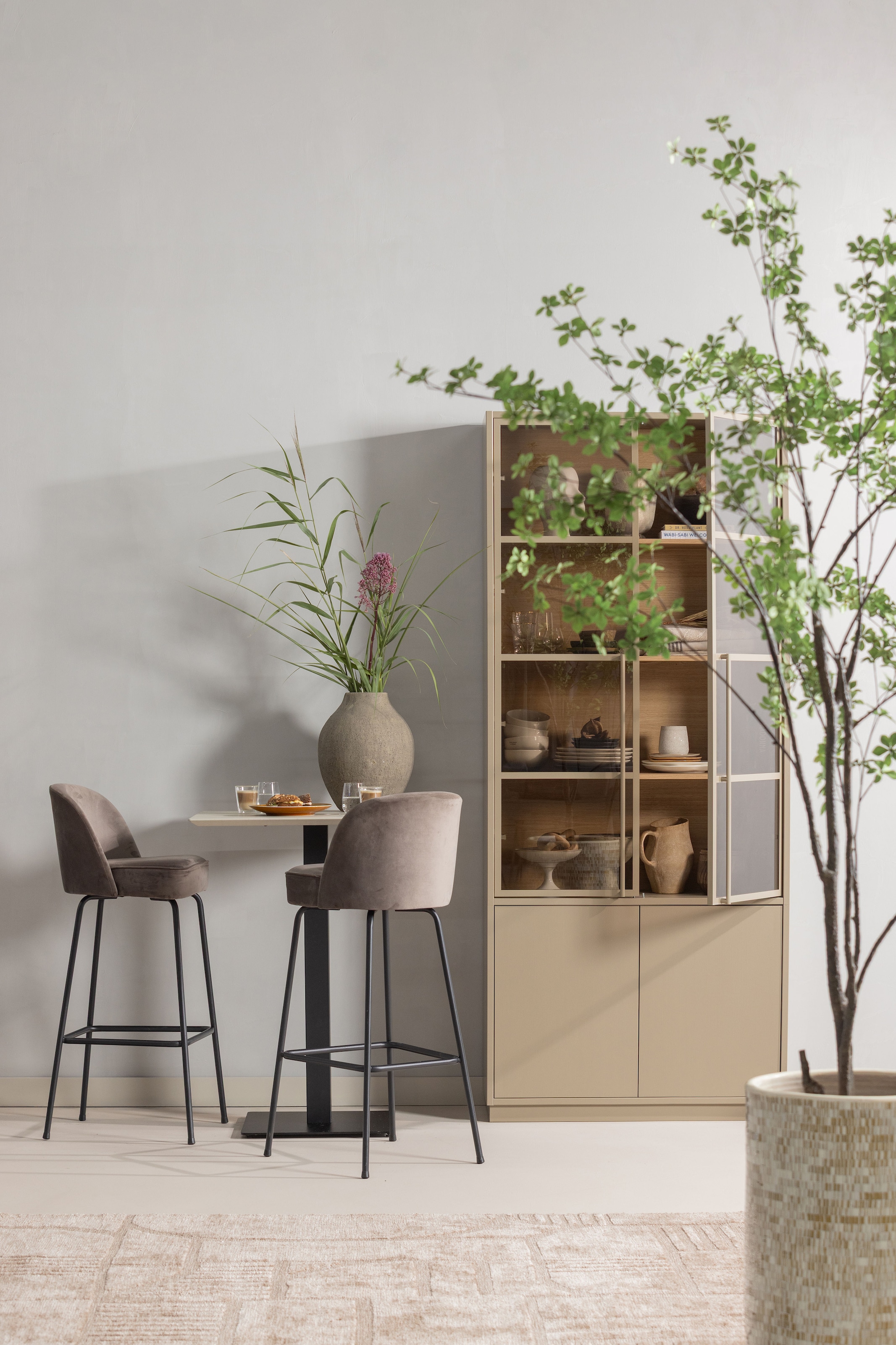WOOOD Glasvitrine »Casa FSC® Mix Kiefernholz Glastüren mit Eichendekor 101x40x236 cm« Kratzfeste Melaminoberfläche, sichtbare Maserung, einfach zu montieren