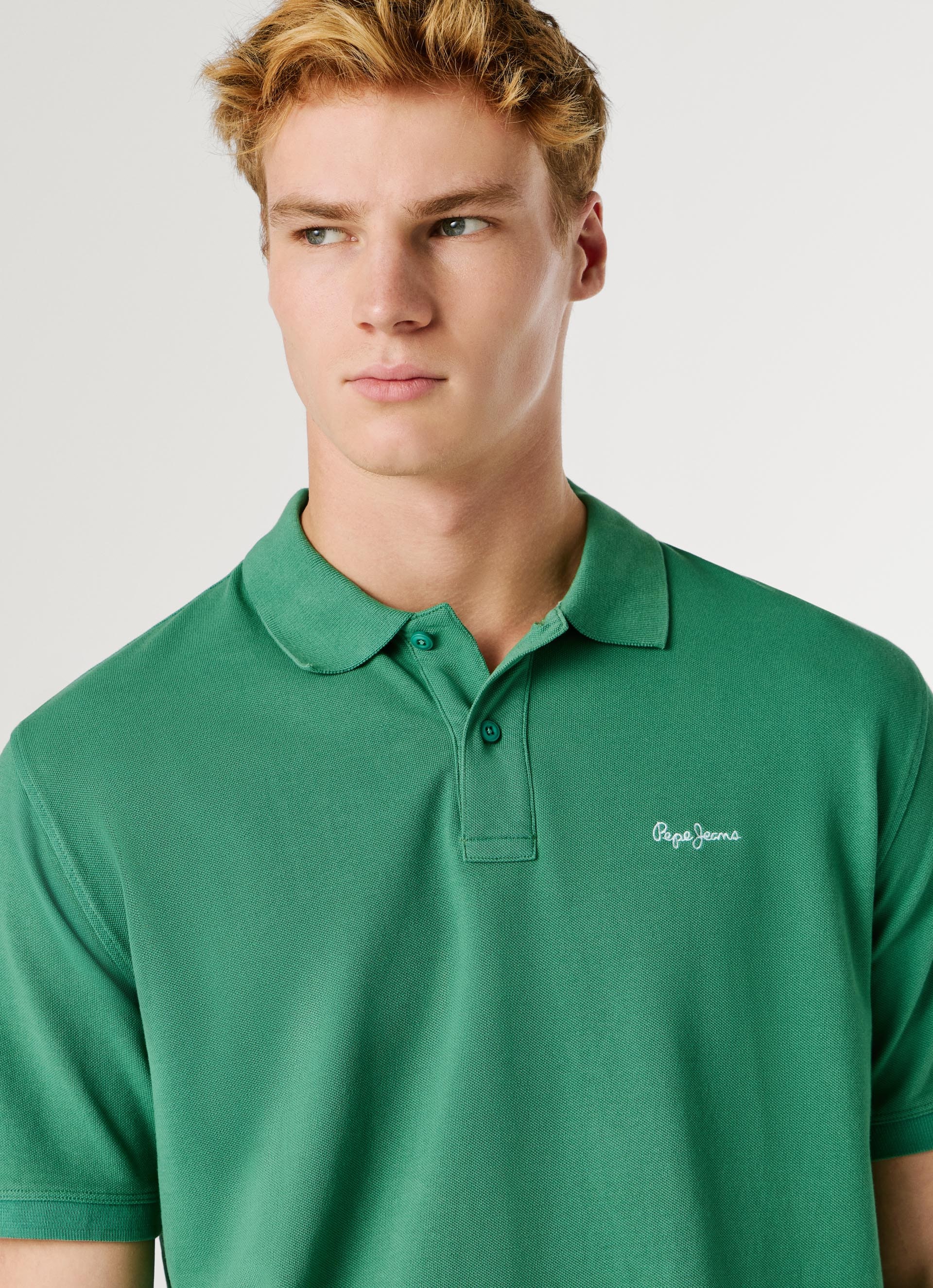 Pepe Jeans Polo »OSCAR« aus Baumwoll-Piqué, mit Logostickerei