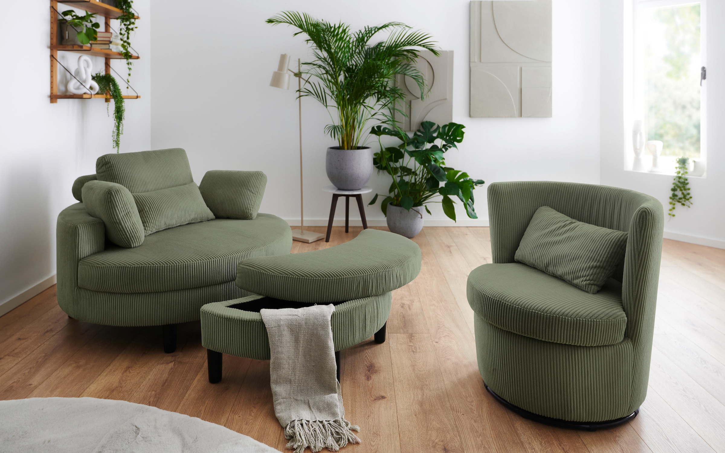 ATLANTIC home collection Loveseat »Ravi«, XXL- Sessel, inklusive Stauraumhocker, Rückenkissen & drei Zierkissen