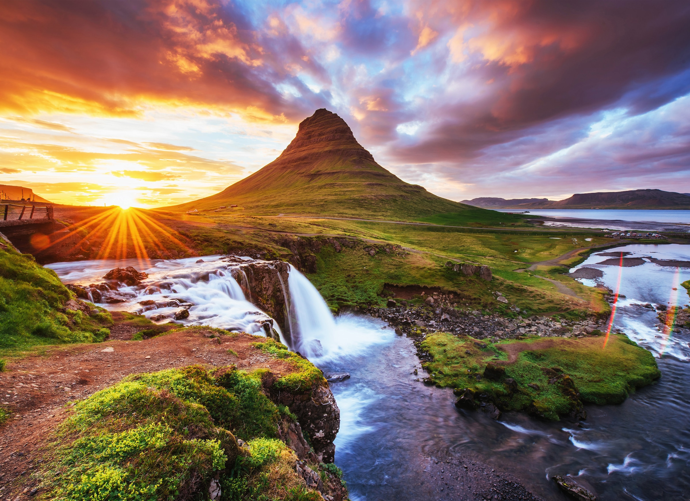 Image of Papermoon Fototapete "Kirkjufel Waterfalls Iceland" glatt