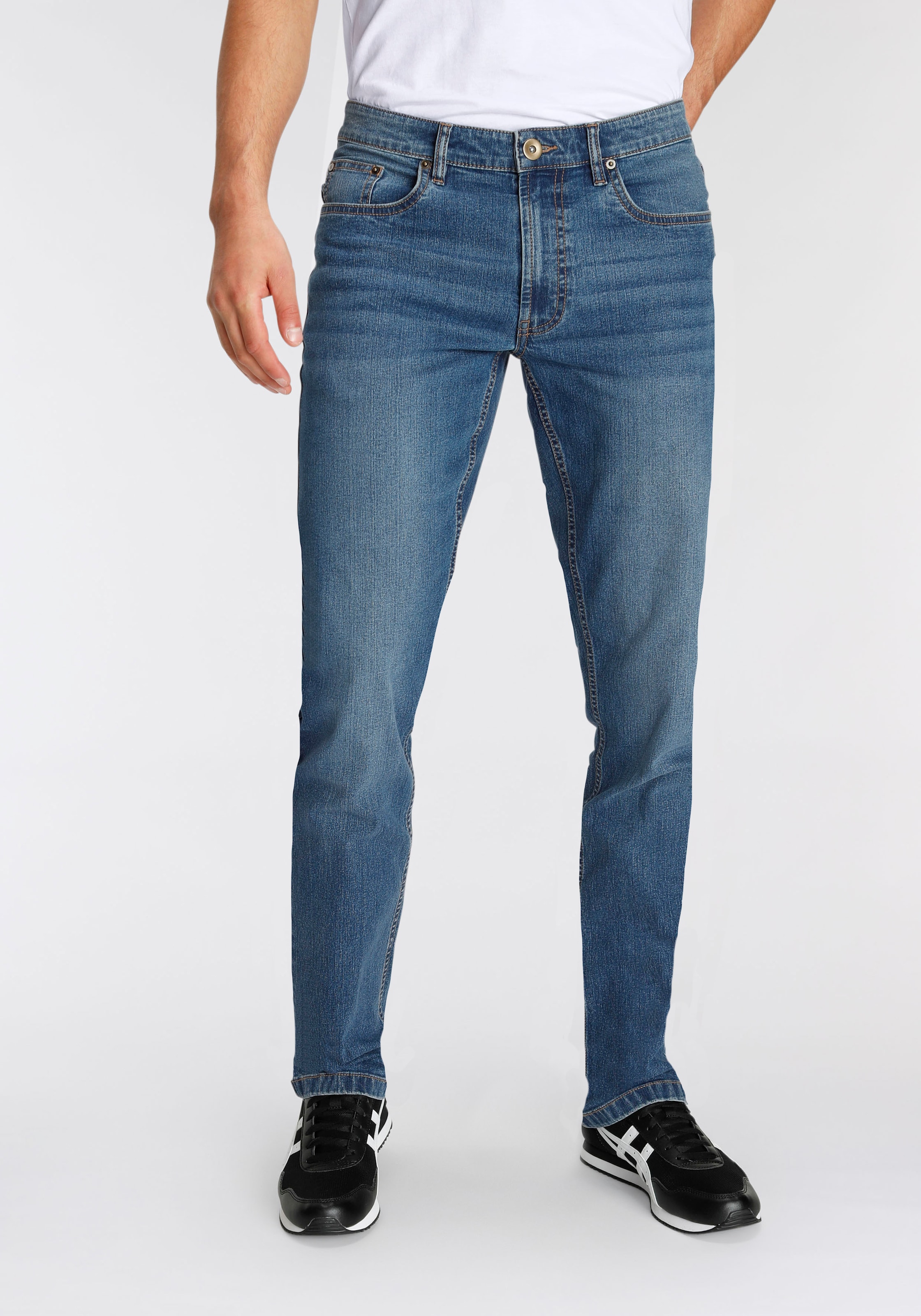 Comfort-fit-Jeans, im 5-Pocket-Style